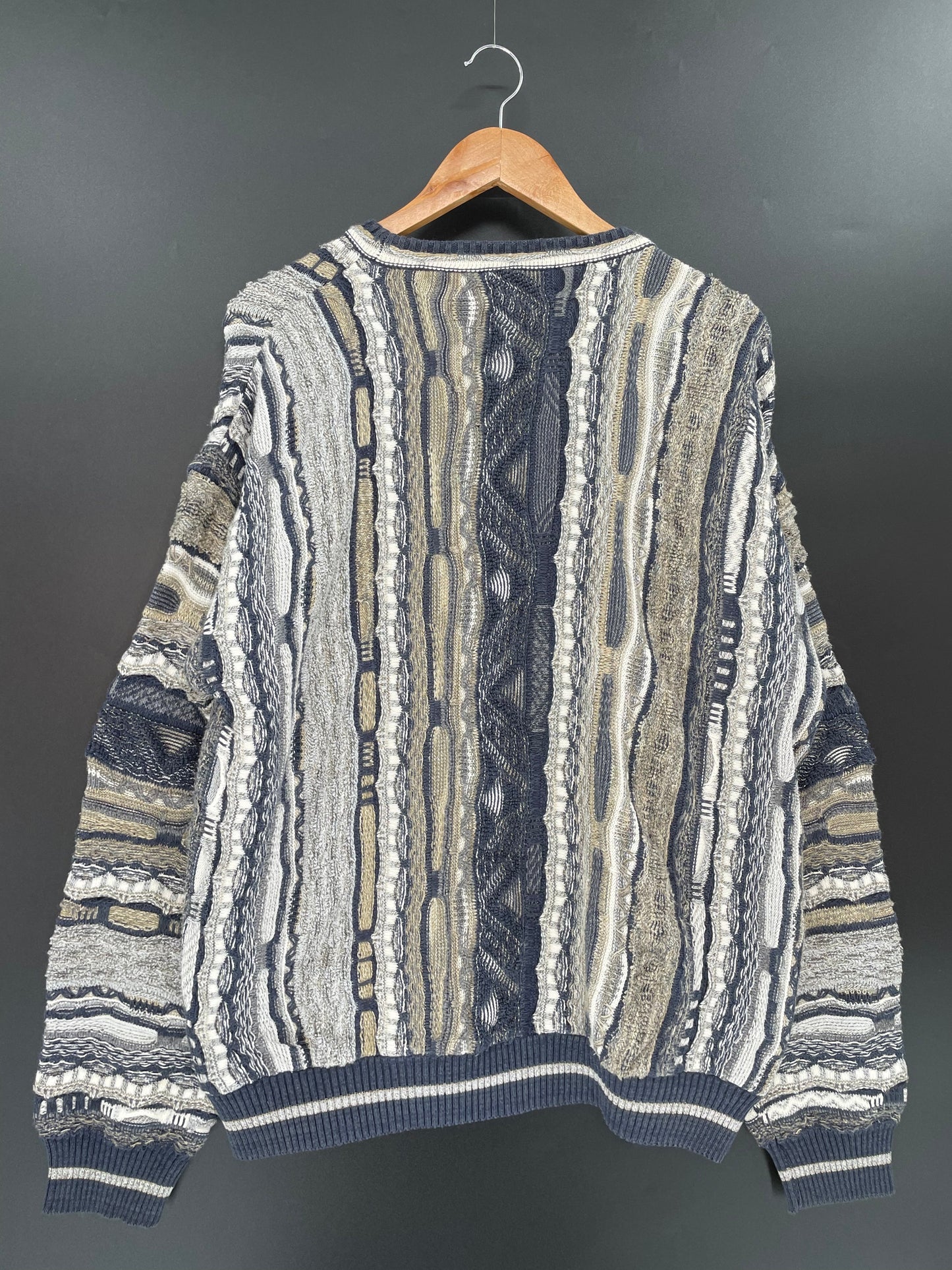 Vintage 3D COOGI- Style Size XL Knit Sweater / A2559