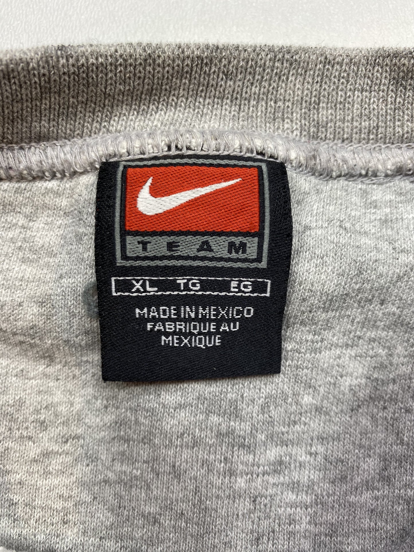 00’ NIKE Mini Swoosh Size XL Vintage Sweat-Shirt / A9379