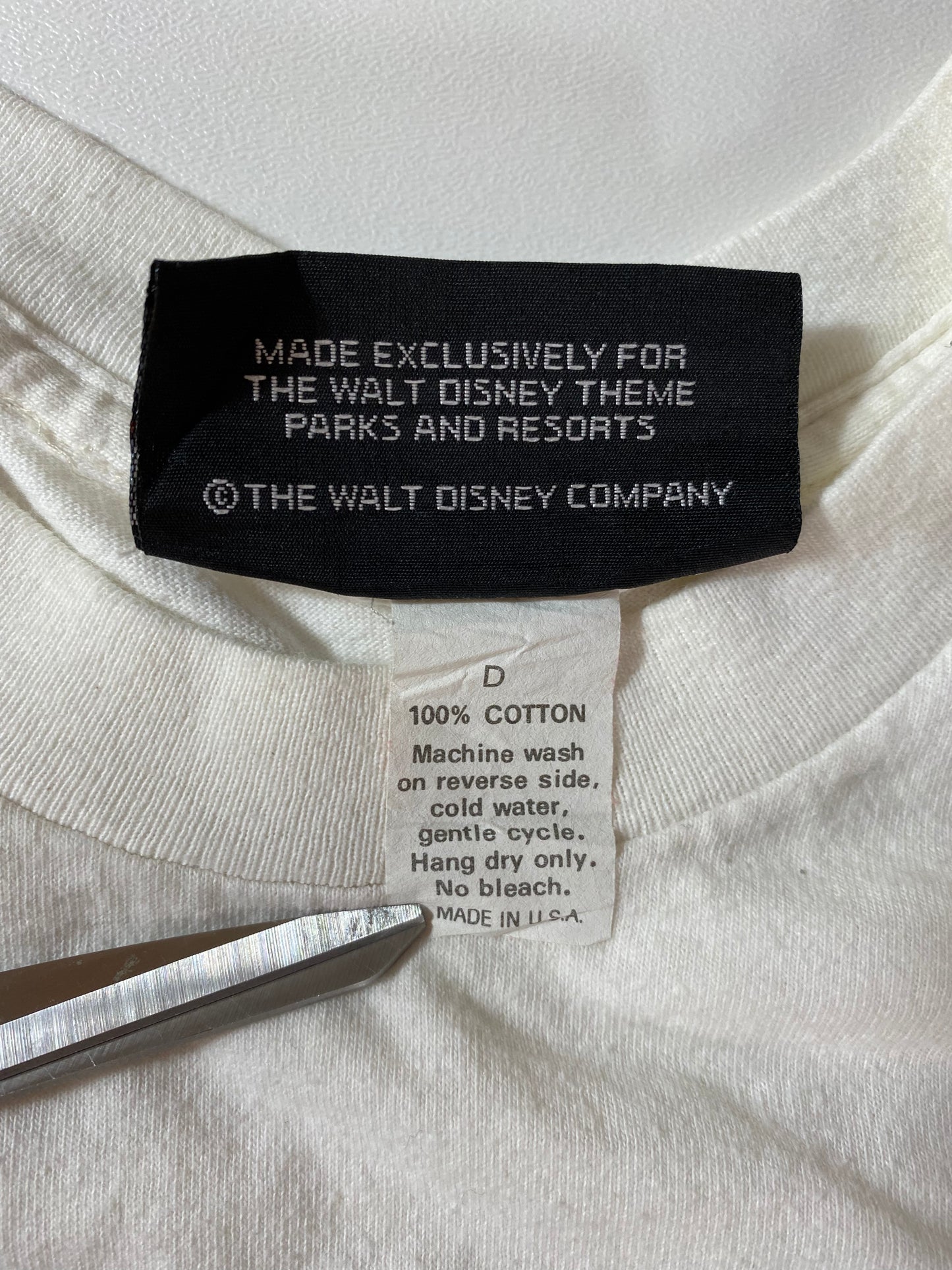 1996 DISNEY GOOFY Made in USA Size L-XL Vintage T- Shirts / K448