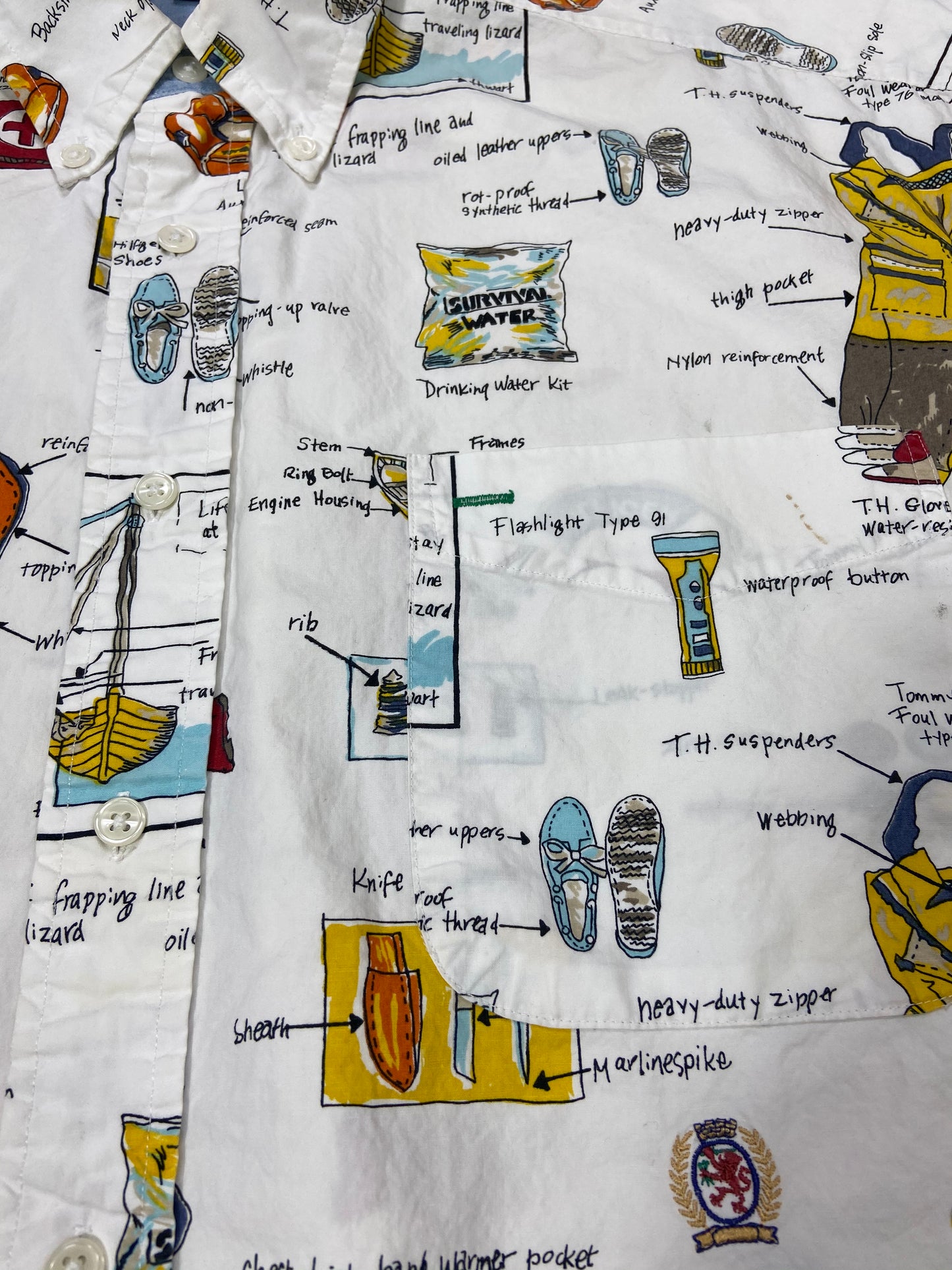 90's Vintage Tommy Hilfiger all Over Print Short Sleeve Button Down Shirt / 2392