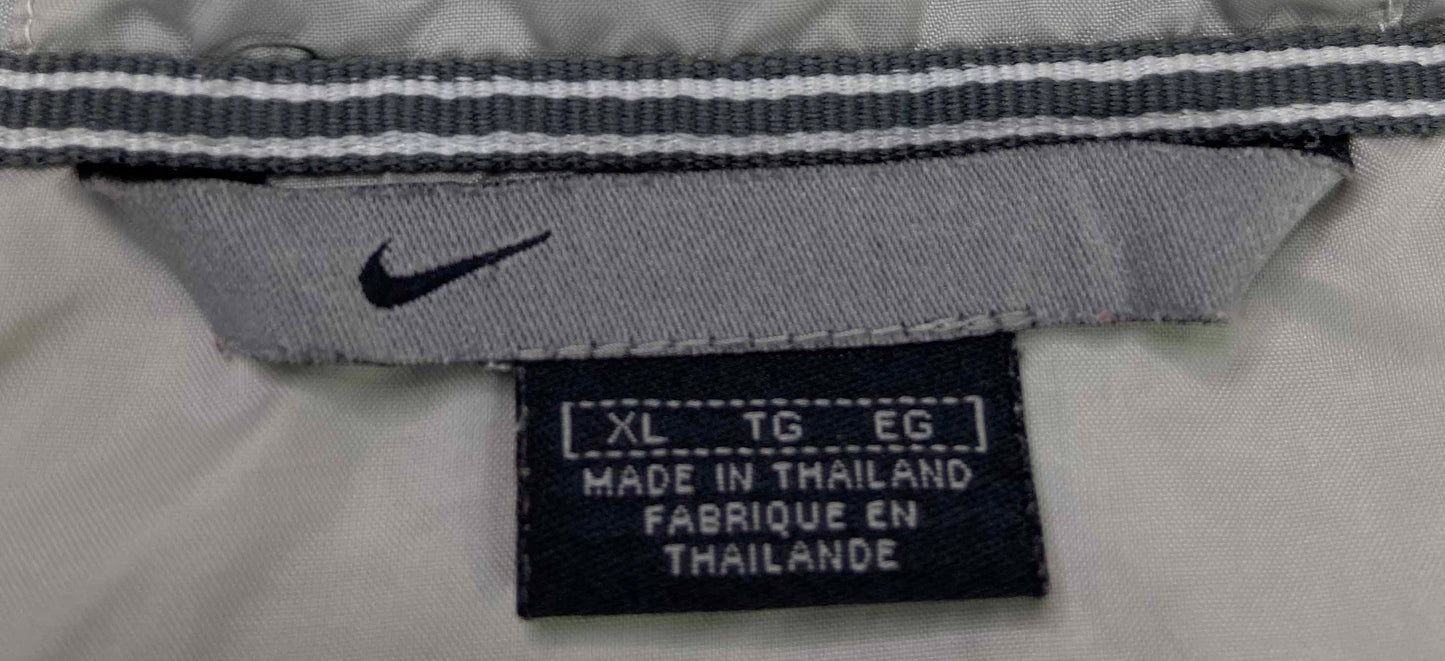 00' Vintage Nike Nylon Jacket / 2550