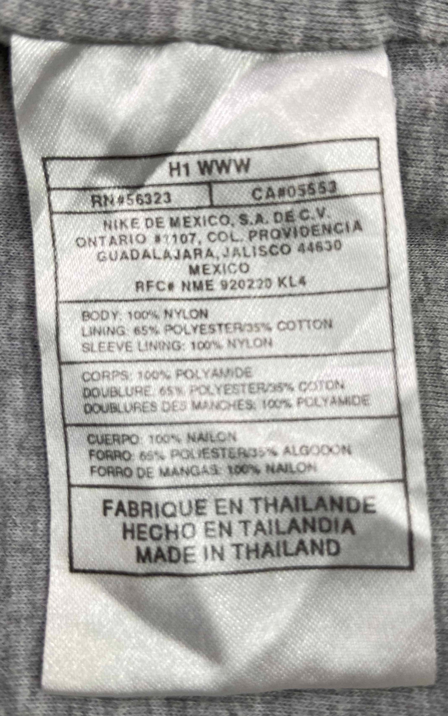 00' Vintage Nike Nylon Jacket / 2550