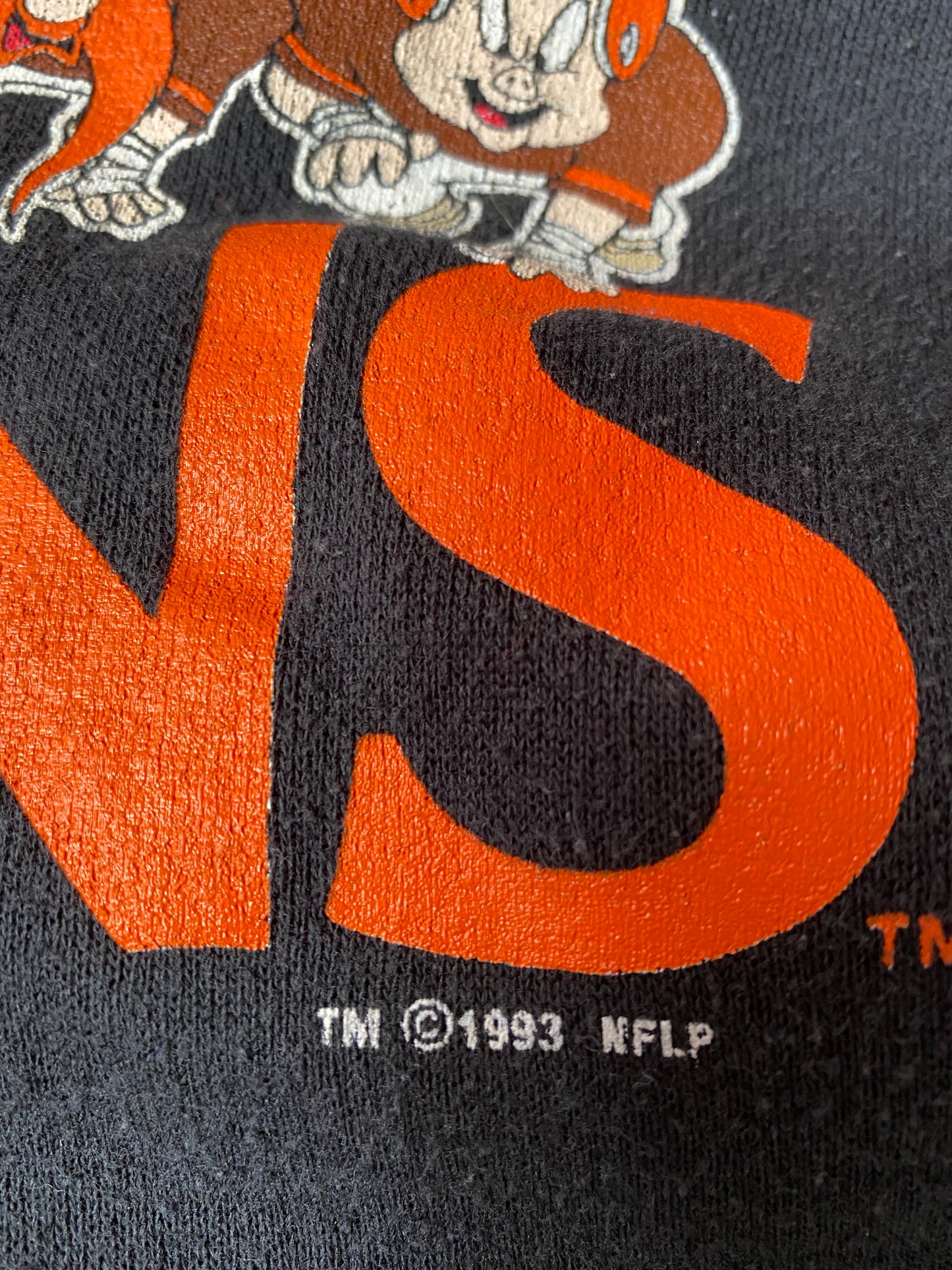 1993' CLEVELAND BROWNS LOONEY TUNES Made in USA Size XL Vintage NFL Sweat shirt / K3412