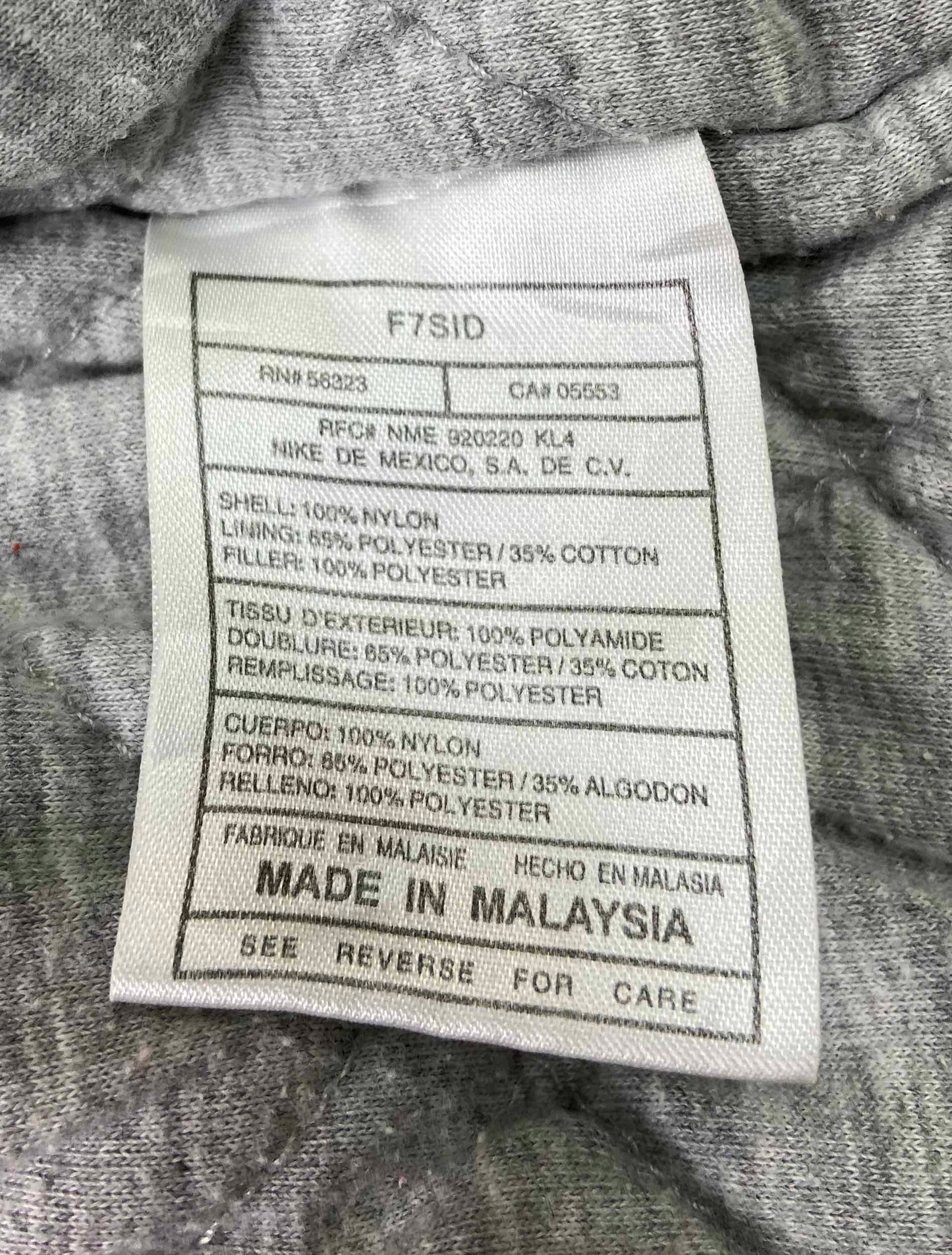 90's Vintage Nike Padded Heavy Nylon Jacket / 2797