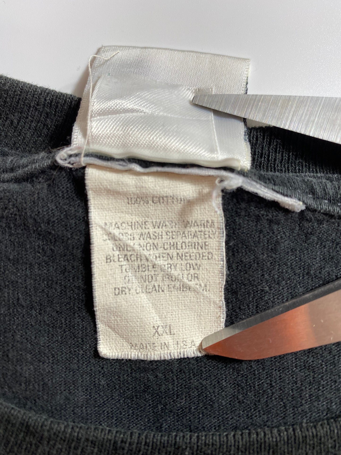 00’ DISNEY TIGGER ANIMAL KINGDOM Made in USA Size XXL Vintage T-Shirt / K9174