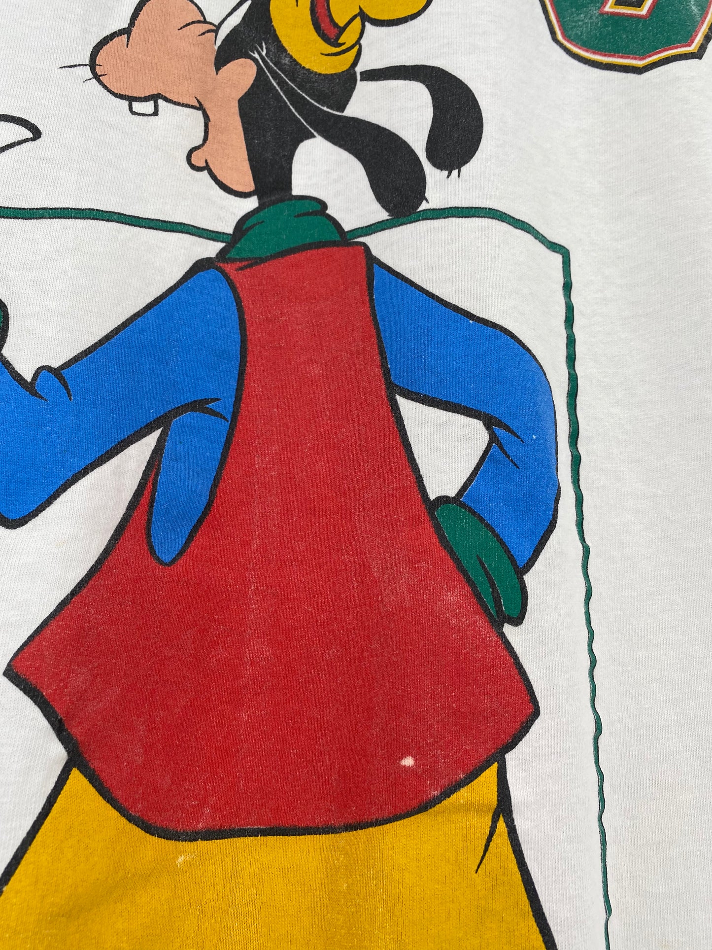 00’ DISNEY GOOFY Made in USA Size One Size (Approx. XXL-XXXL) Vintage T-Shirt / 9484