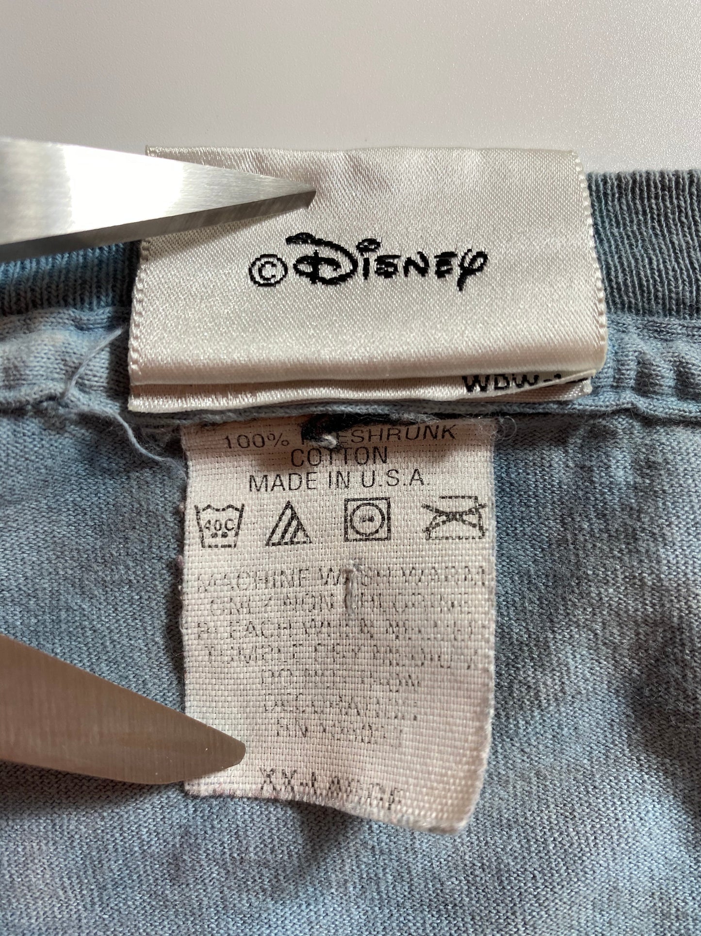 00’ DISNEY PIRATES of the CARIBBEAN Made in USA Size XXL Vintage T-Shirt / K6872