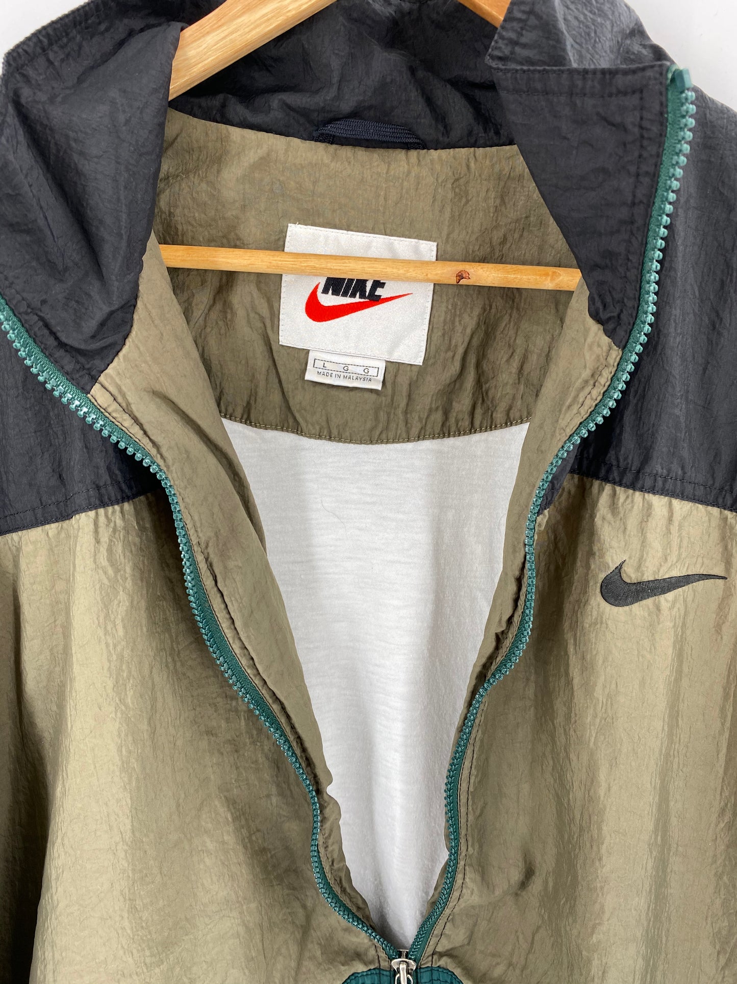 90’s NIKE Size L Vintage Zip-up Nylon Jacket /7564