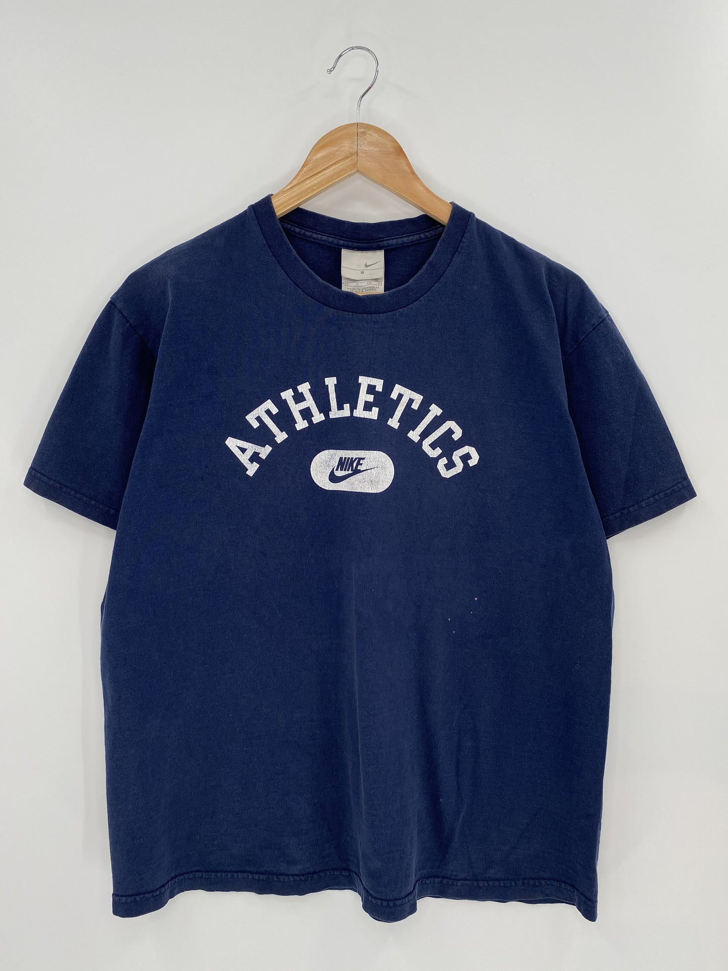 00’ NIKE ATHLETICS Size S Vintage T-shirt / K6469
