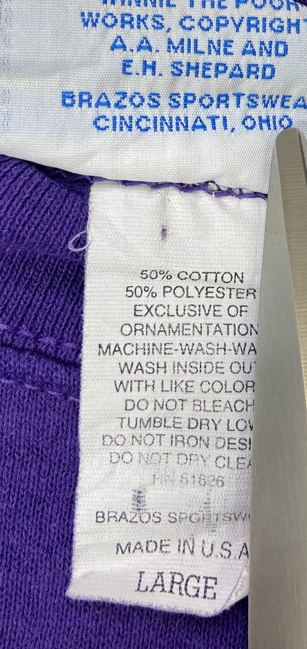 Vintage Winnie the Pooh Made in USA Disney Sweat-Shirt / 3109