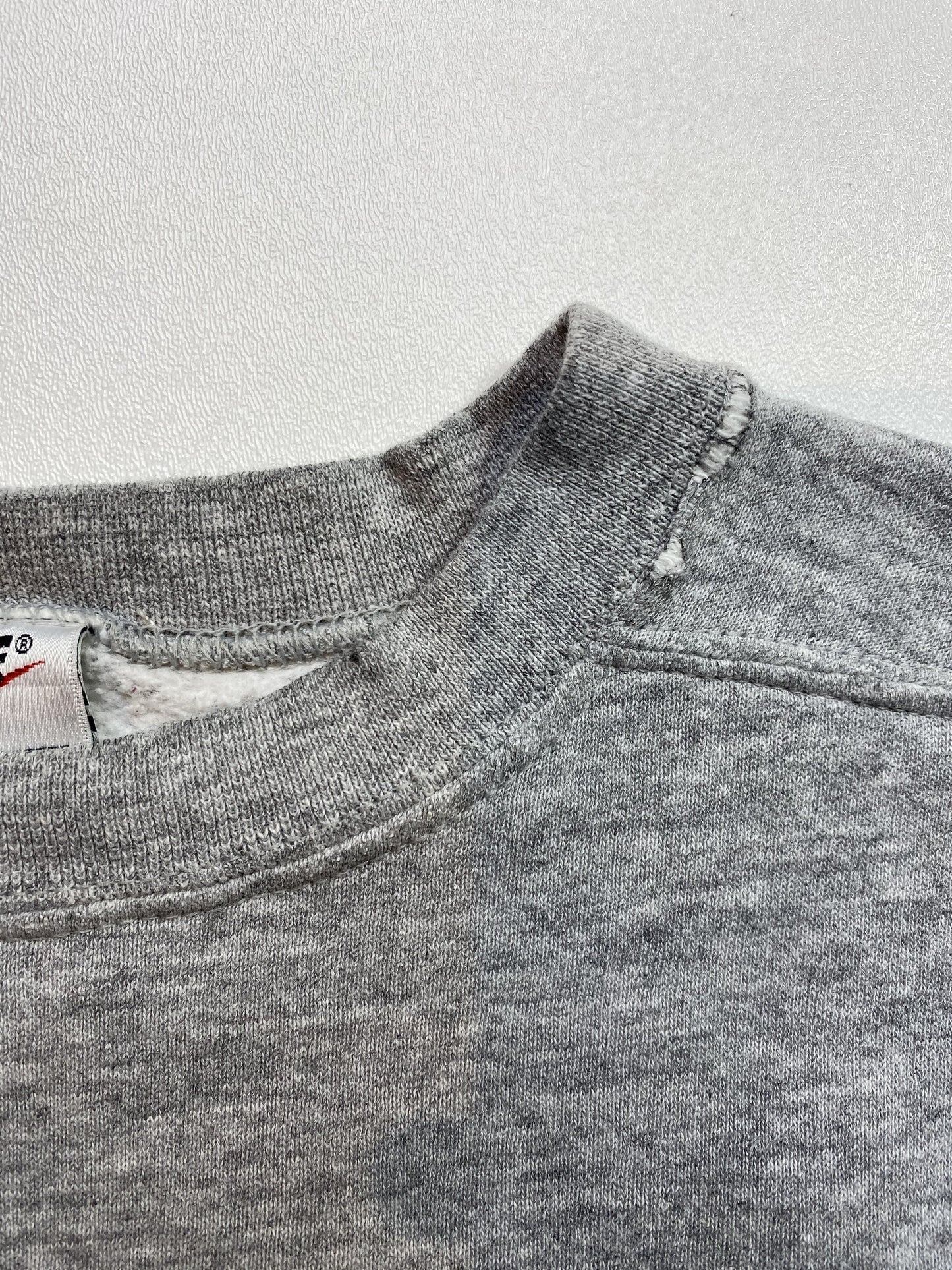 90’s NIKE Mini Swoosh Size M Vintage Sweat-Shirt / K4688