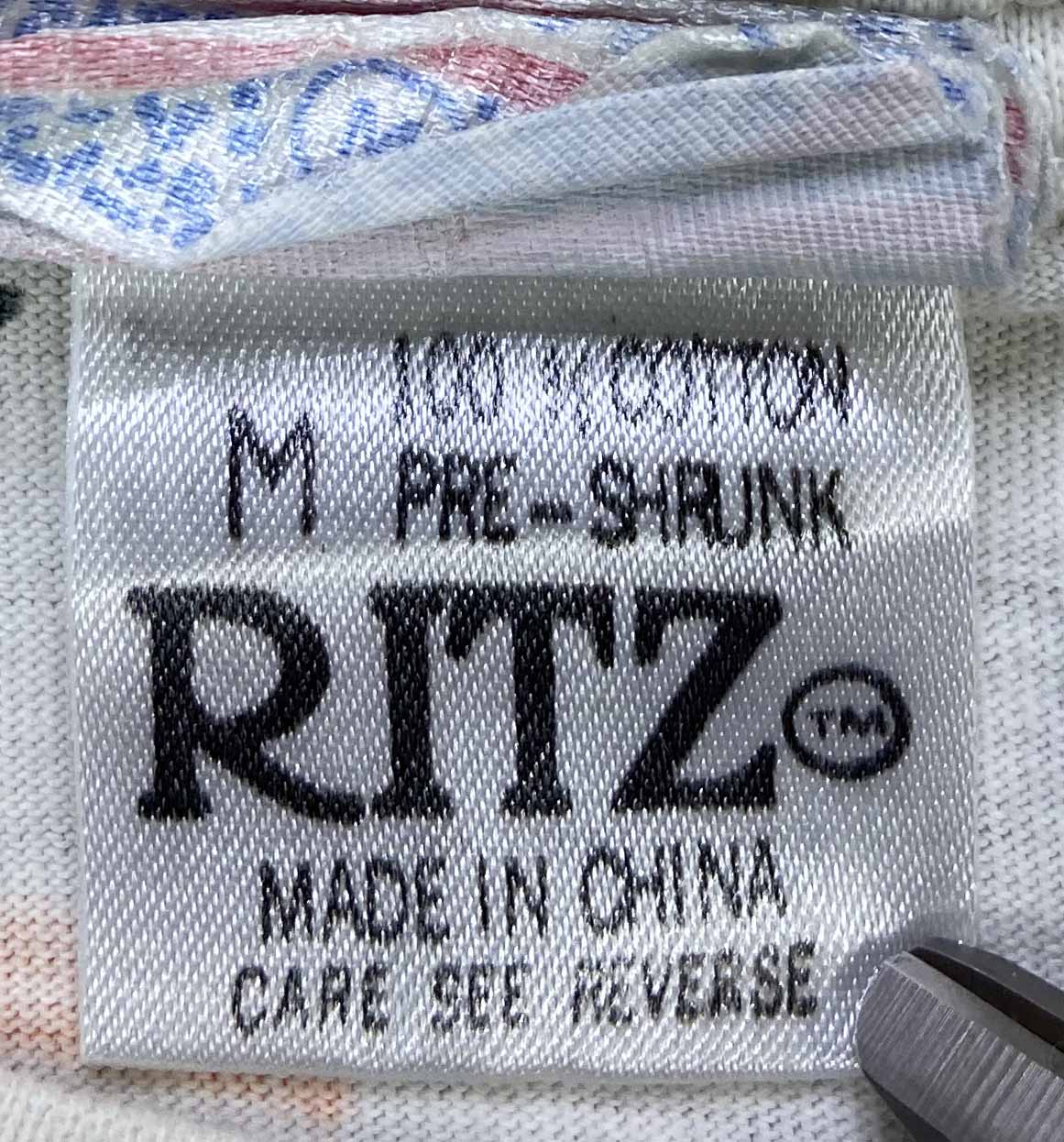 1993 Bugs Bunny Looney Tunes All Over Print Vintage T-Shirt / 3289