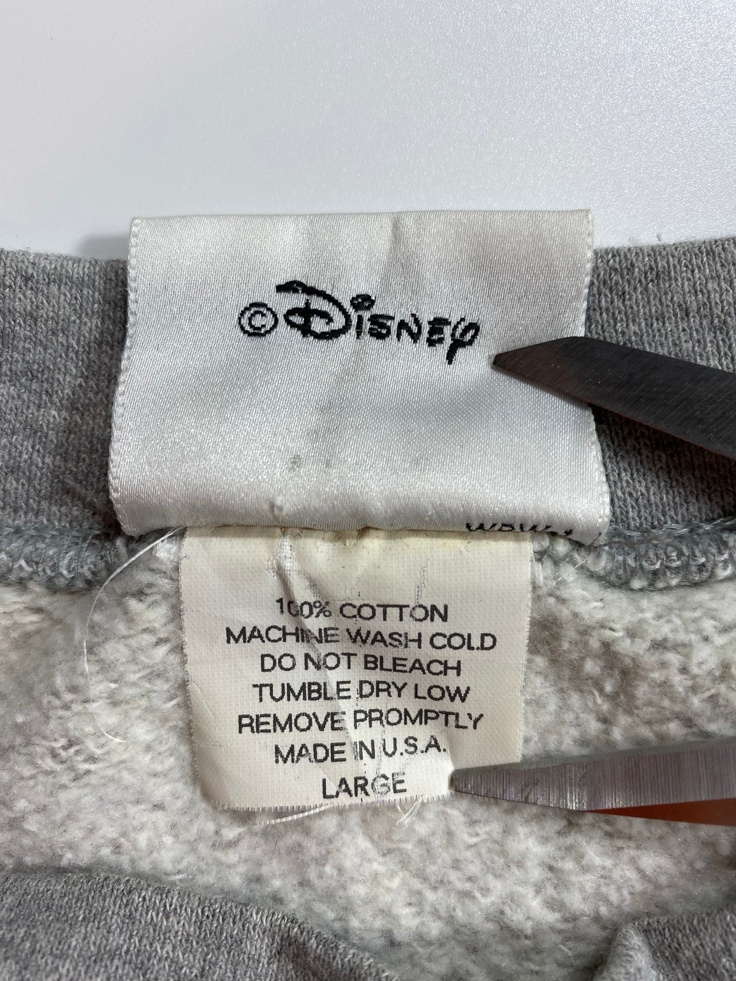 00’ Disney PIRATES OF CARIBBEAN Made in USA Size L Vintage Sweat-shirt / 6607