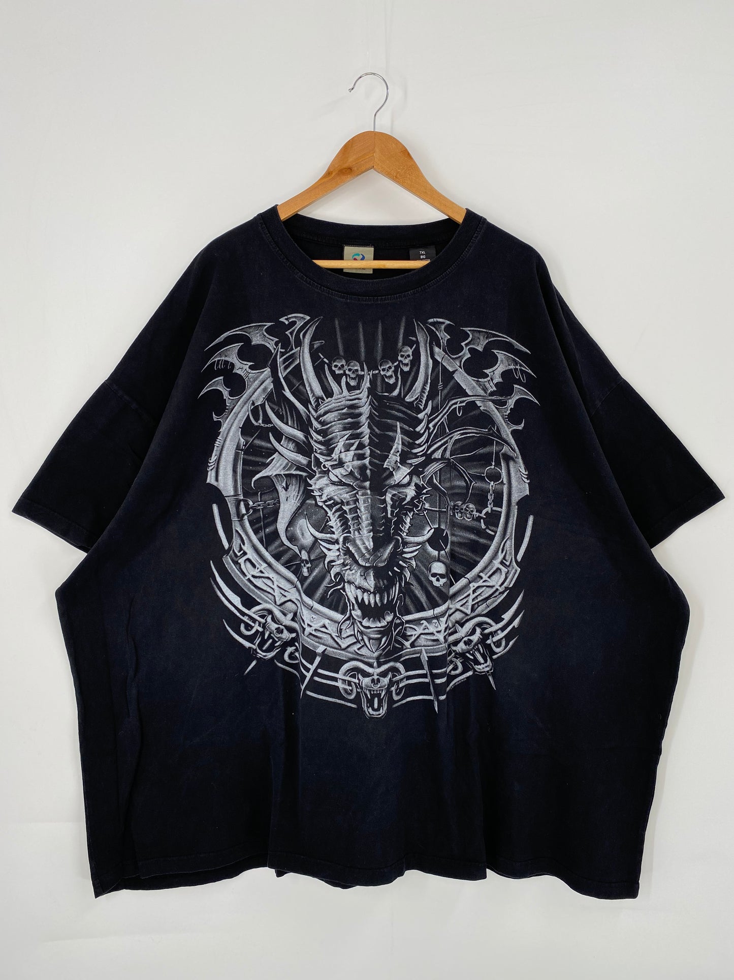 2011 LIQUID BLUE SKULLS AND DRAGON Size 7XL Vintage T-Shirts / K3897