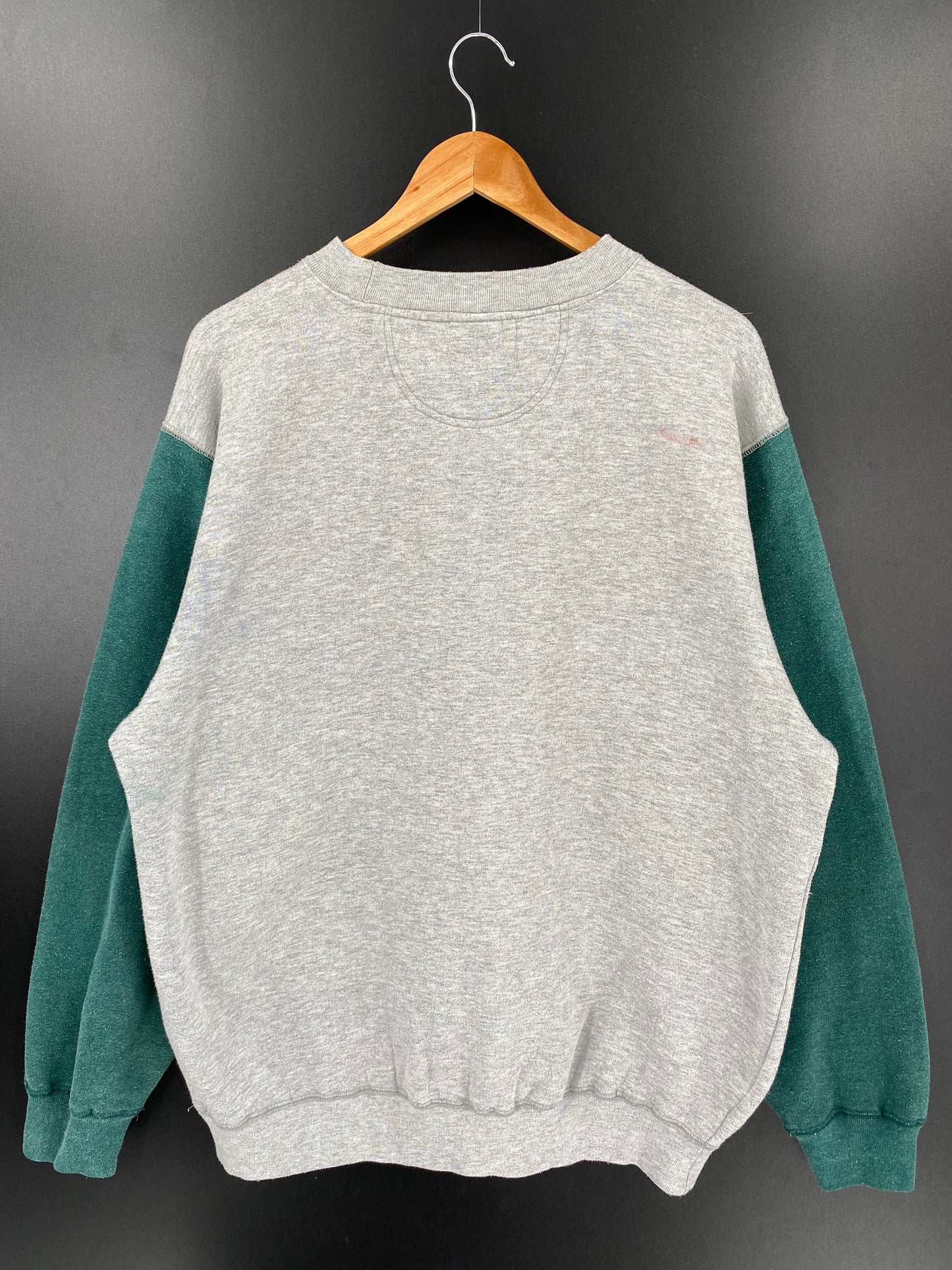 00’ DISNEY POOH Size XL Vintage Sweat-shirt / A2848