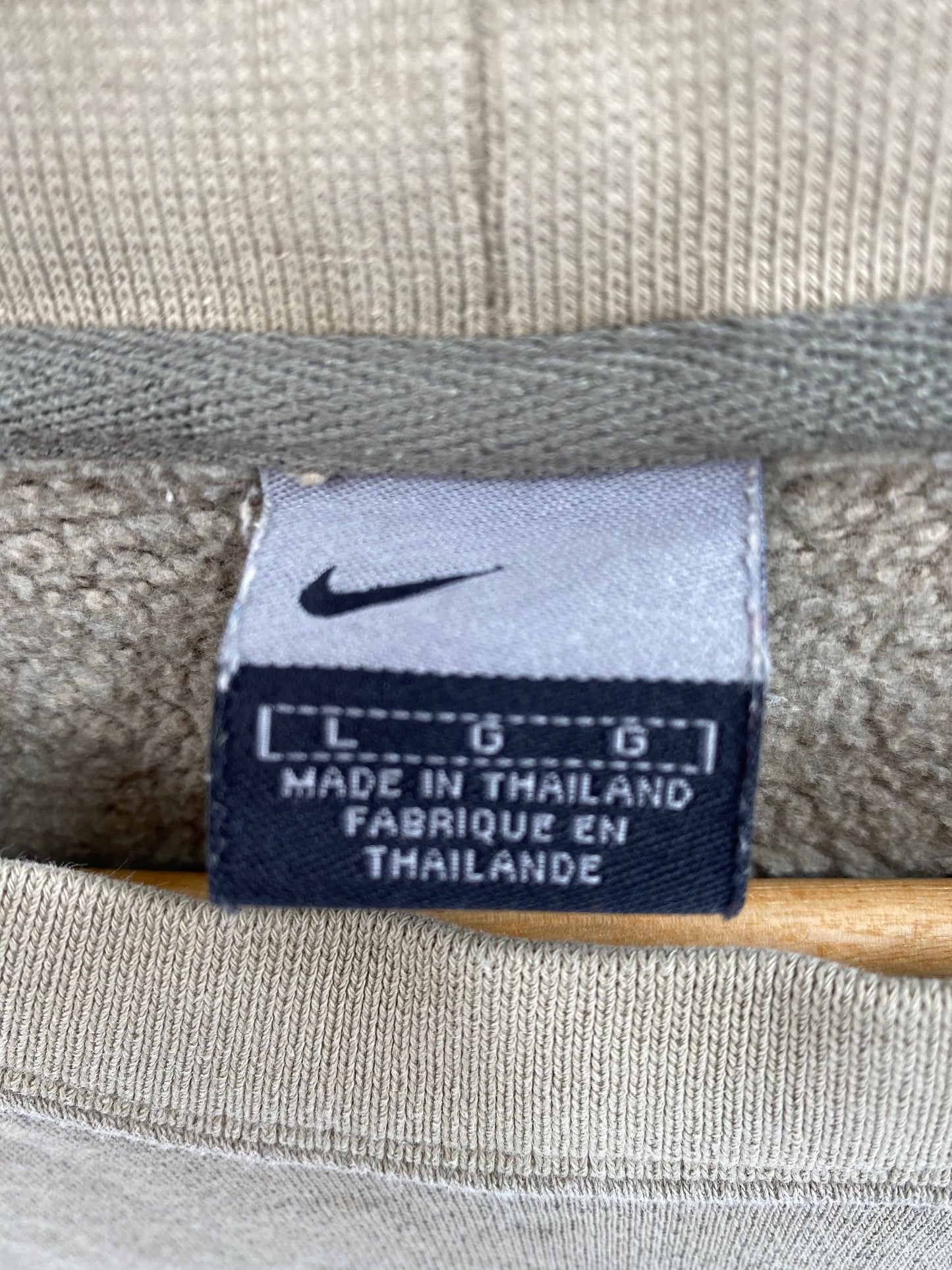 00’ NIKE ATHLETICS Size L Vintage Sweat-shirt / 7583