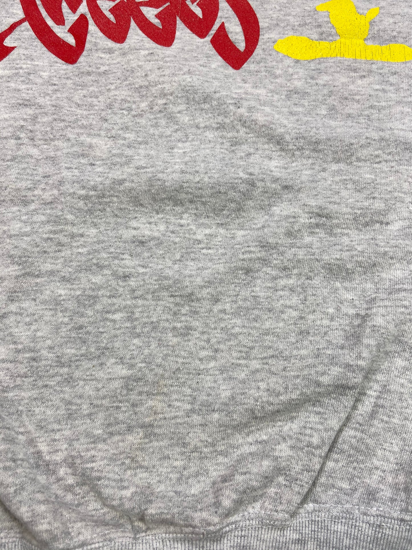 90's Tweety Looney Tunes Made in USA Vintage Slim Fit Sweat-Shirt / 3916