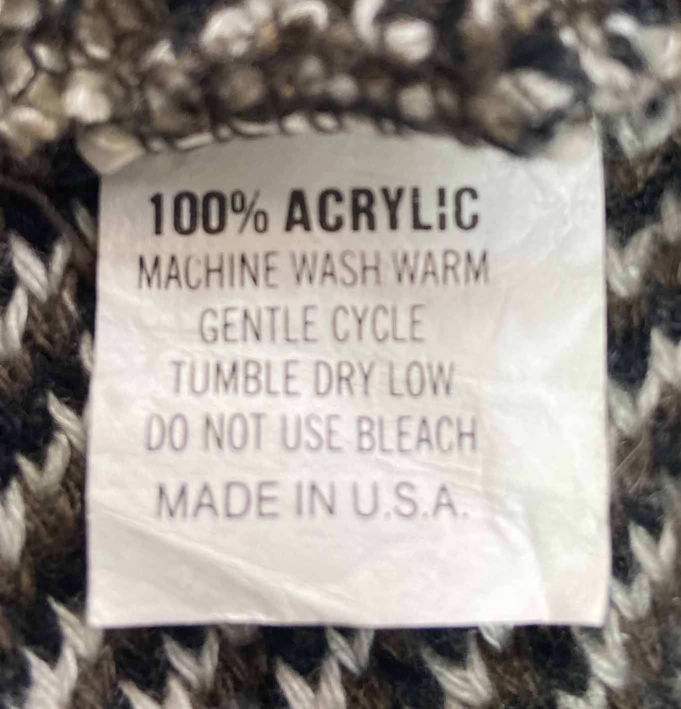 90’s 3D Coogi-Style Made in USA Vintage Knit Sweater / 3988