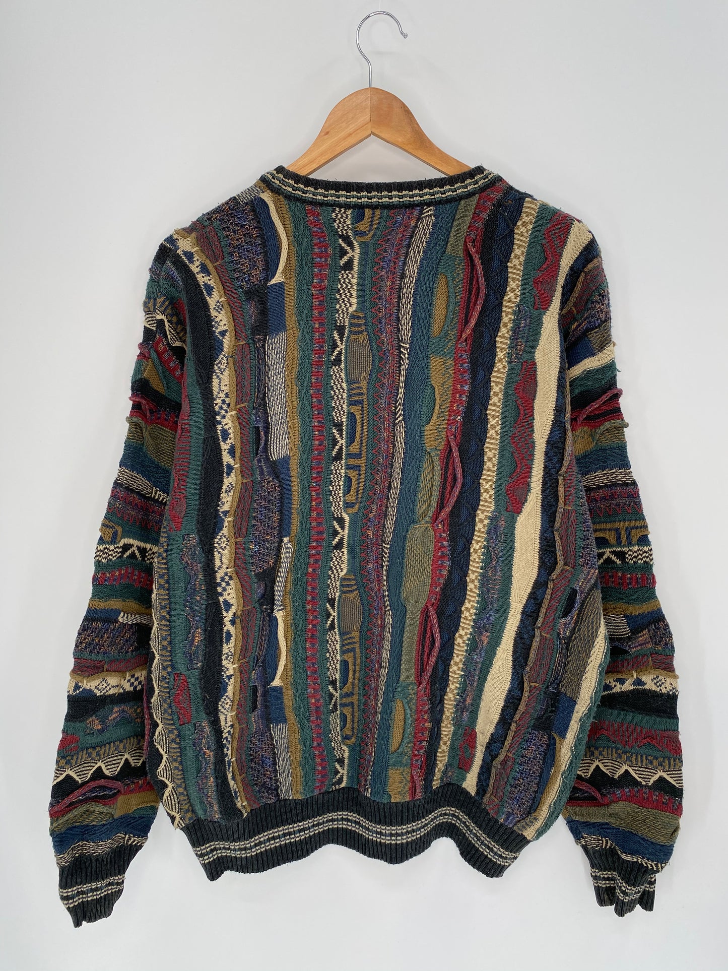 Vintage 3D Coogi-Style Size L Knit Sweater / 8980