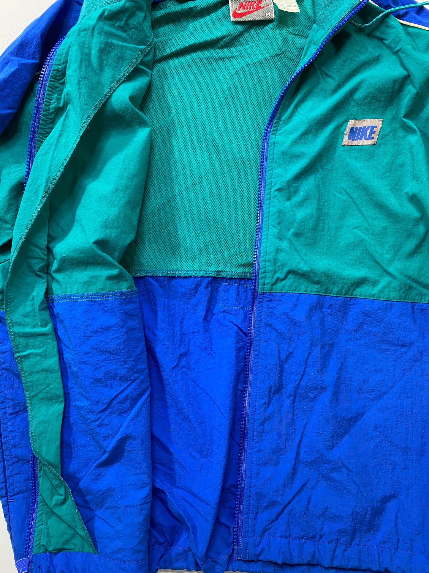 90’s NIKE Size M Vintage Nylon Jacket / 6458