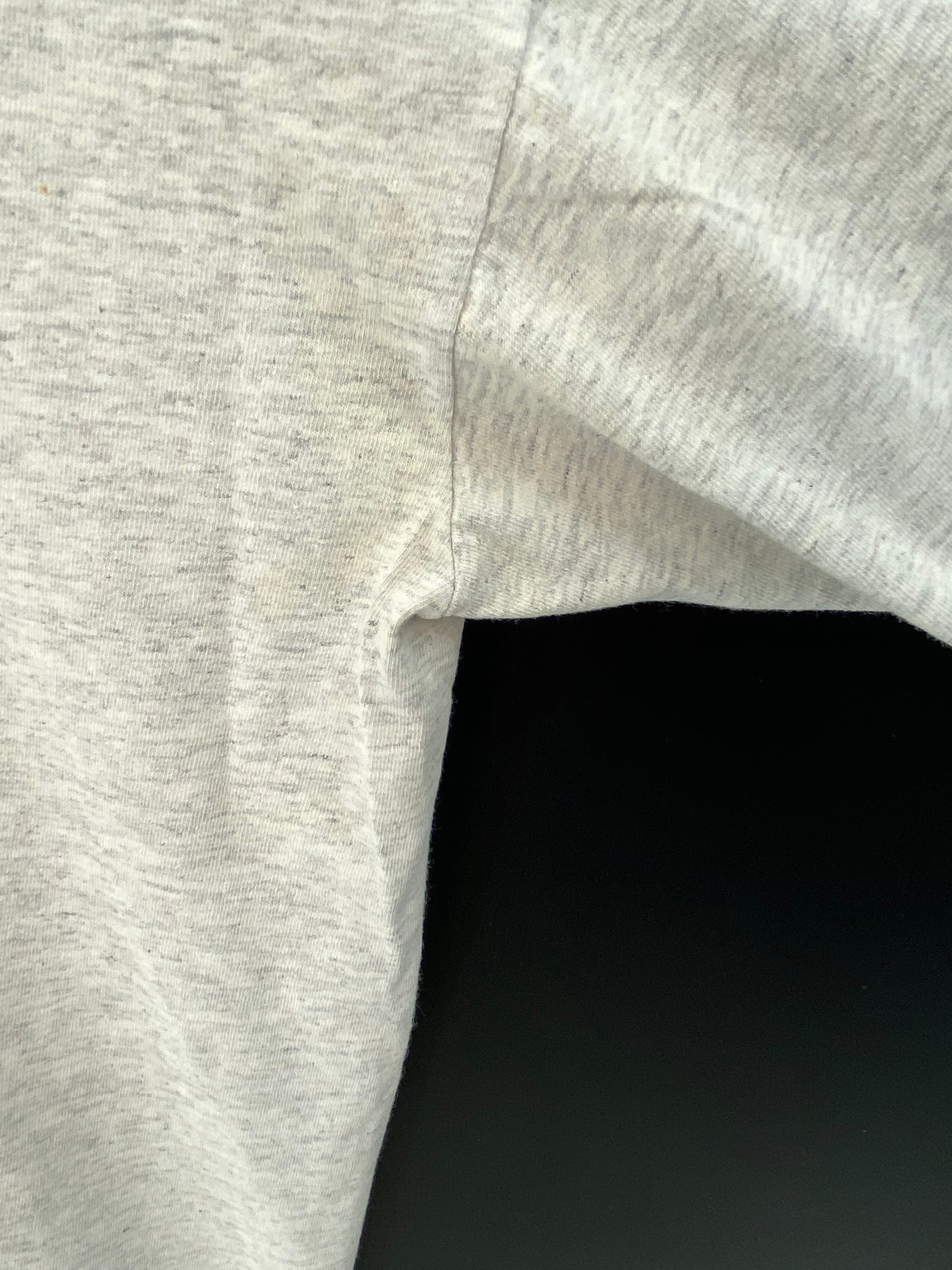 1994 Hakeem Olajuwon Houston Rockets Made in USA Size XL Vintage NBA T-Shirt / 9291