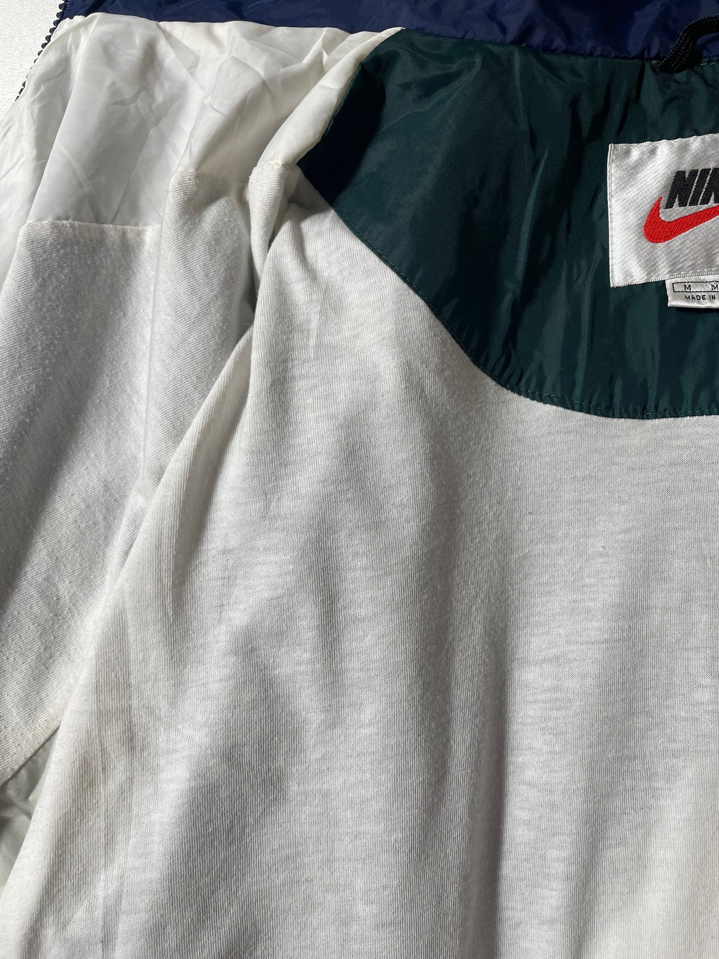 90’s NIKE Size M Vintage Nylon Jacket / A4139