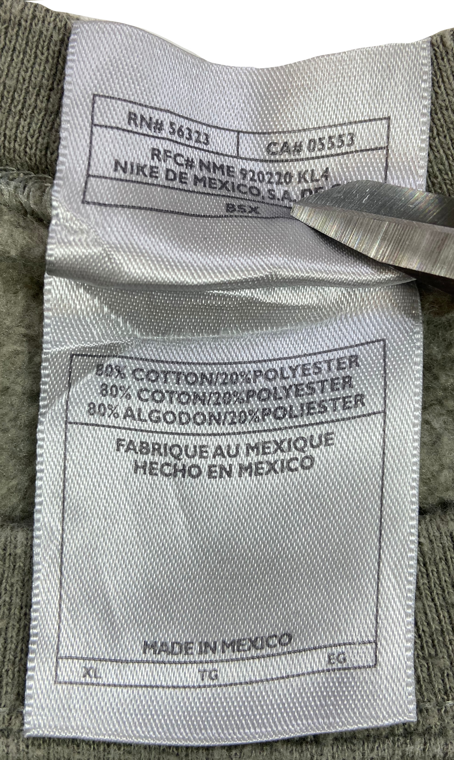 90's Nike Mini Swoosh Vintage Sweat-Shirt / 4012