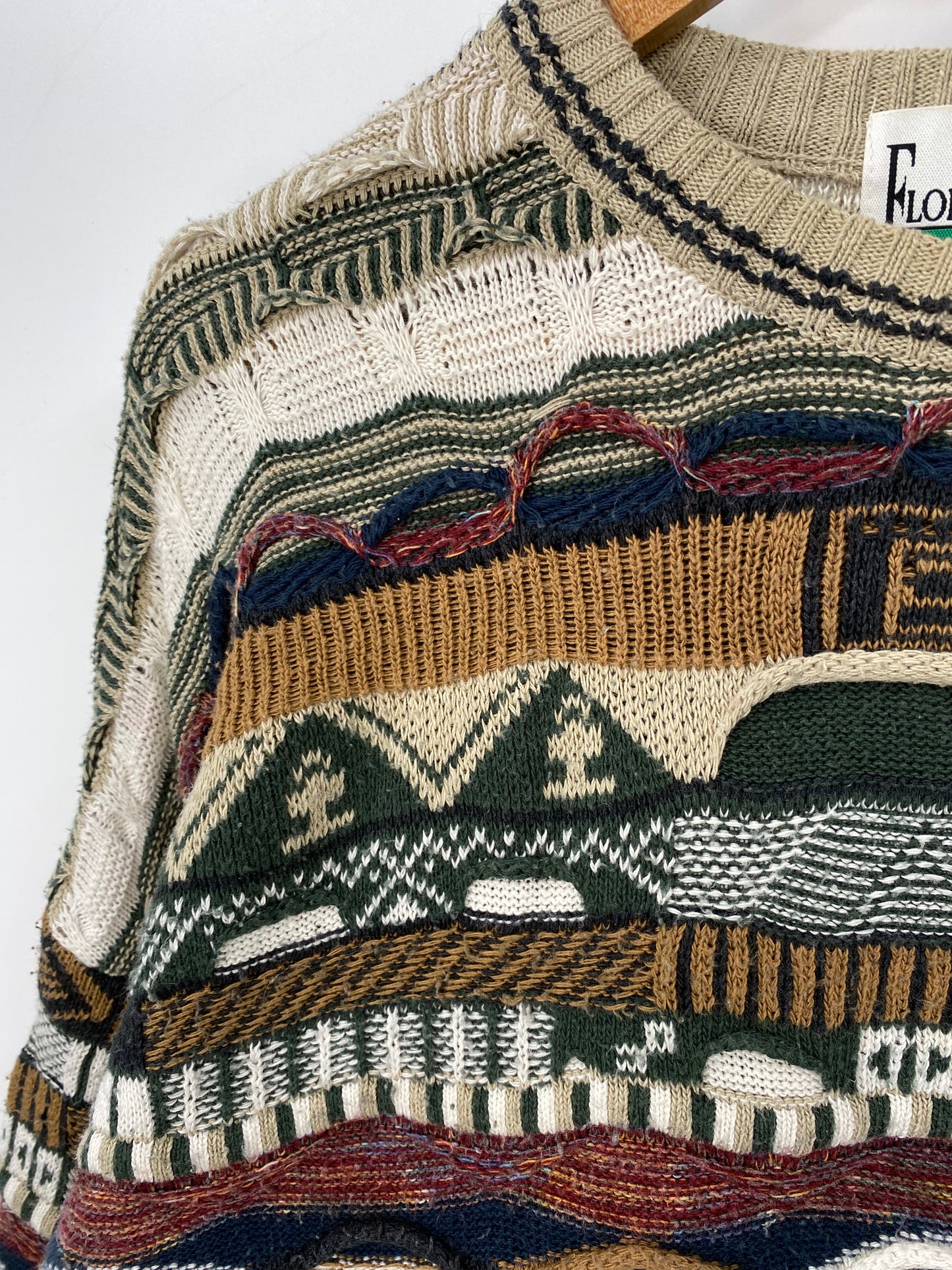 Vintage 3D COOGI- Style Size XL Knit Sweater / K3864