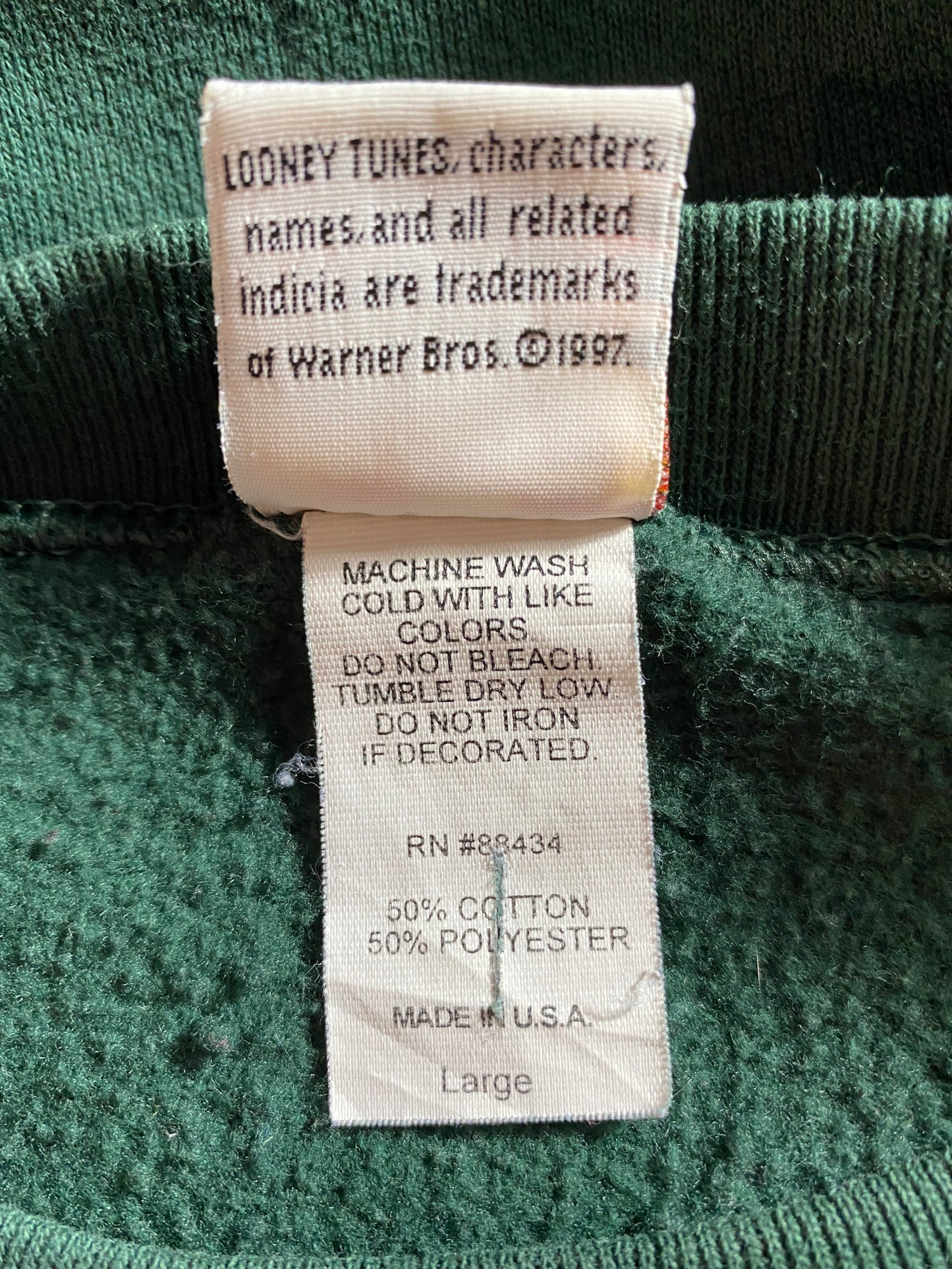 1997' LOONEY TUNES Made in USA Size L Vintage Sweat-shirt / K3549