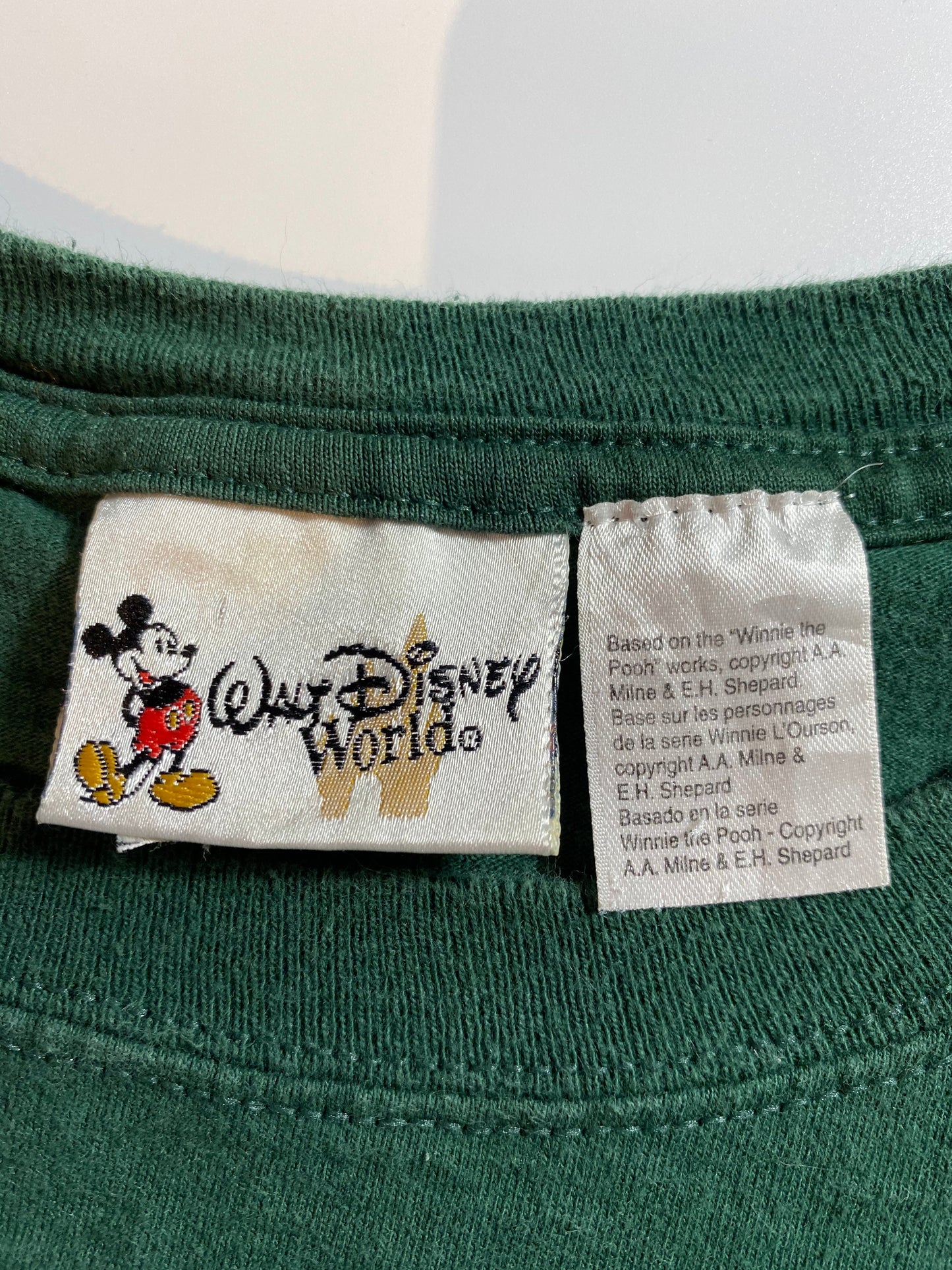 00’ DISNEY TIGGER Made in USA Size XL Vintage T-Shirt / K9168