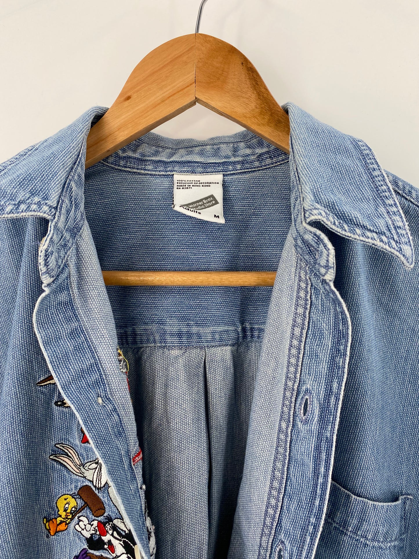 1998 Looney Tunes Size M Vintage Button Down Long Sleeve Shirt / 9483