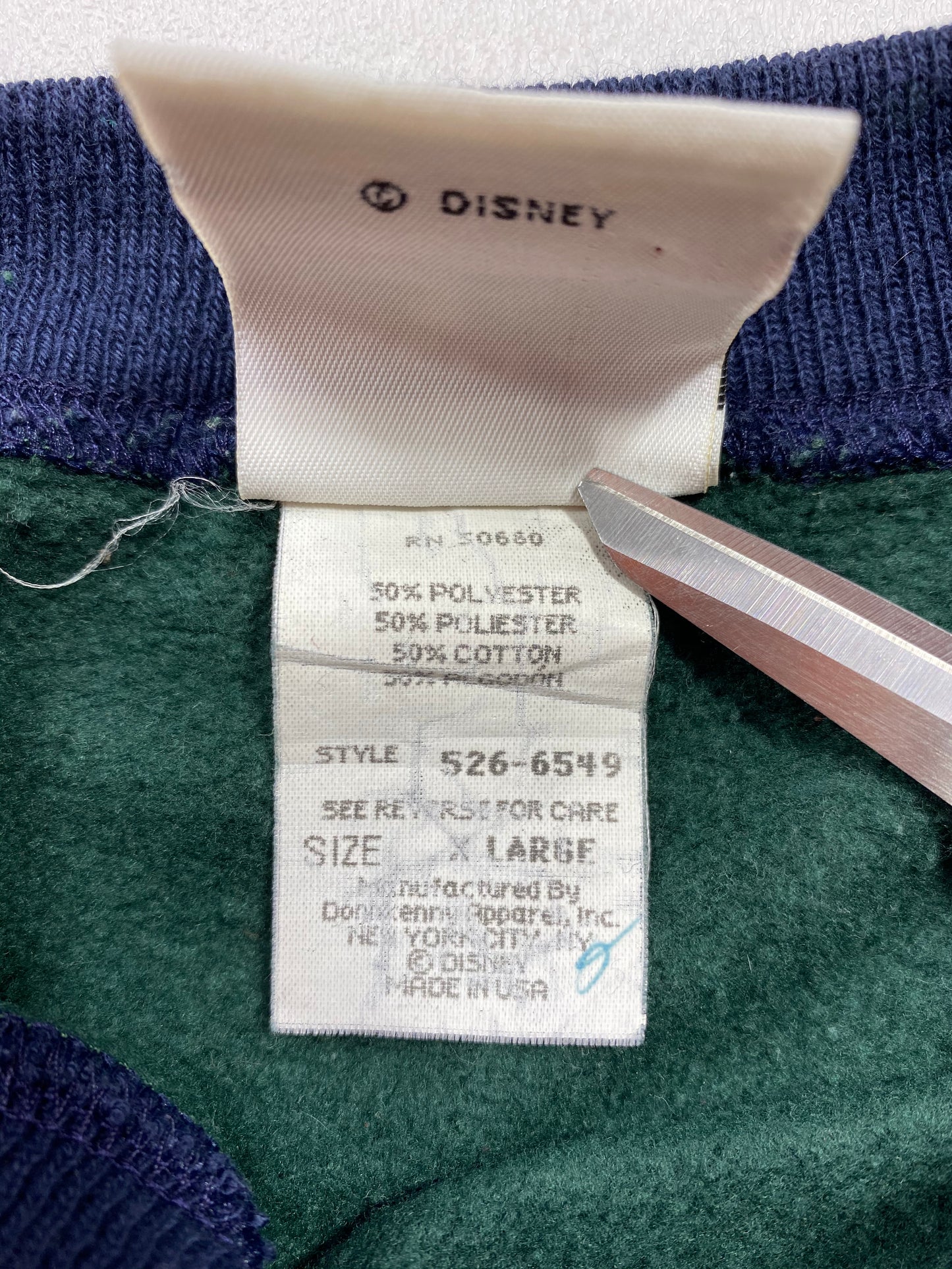 90’s DISNEY MICKEY MOUSE Made in USA Size XL Vintage Sweat-Shirt / 5825