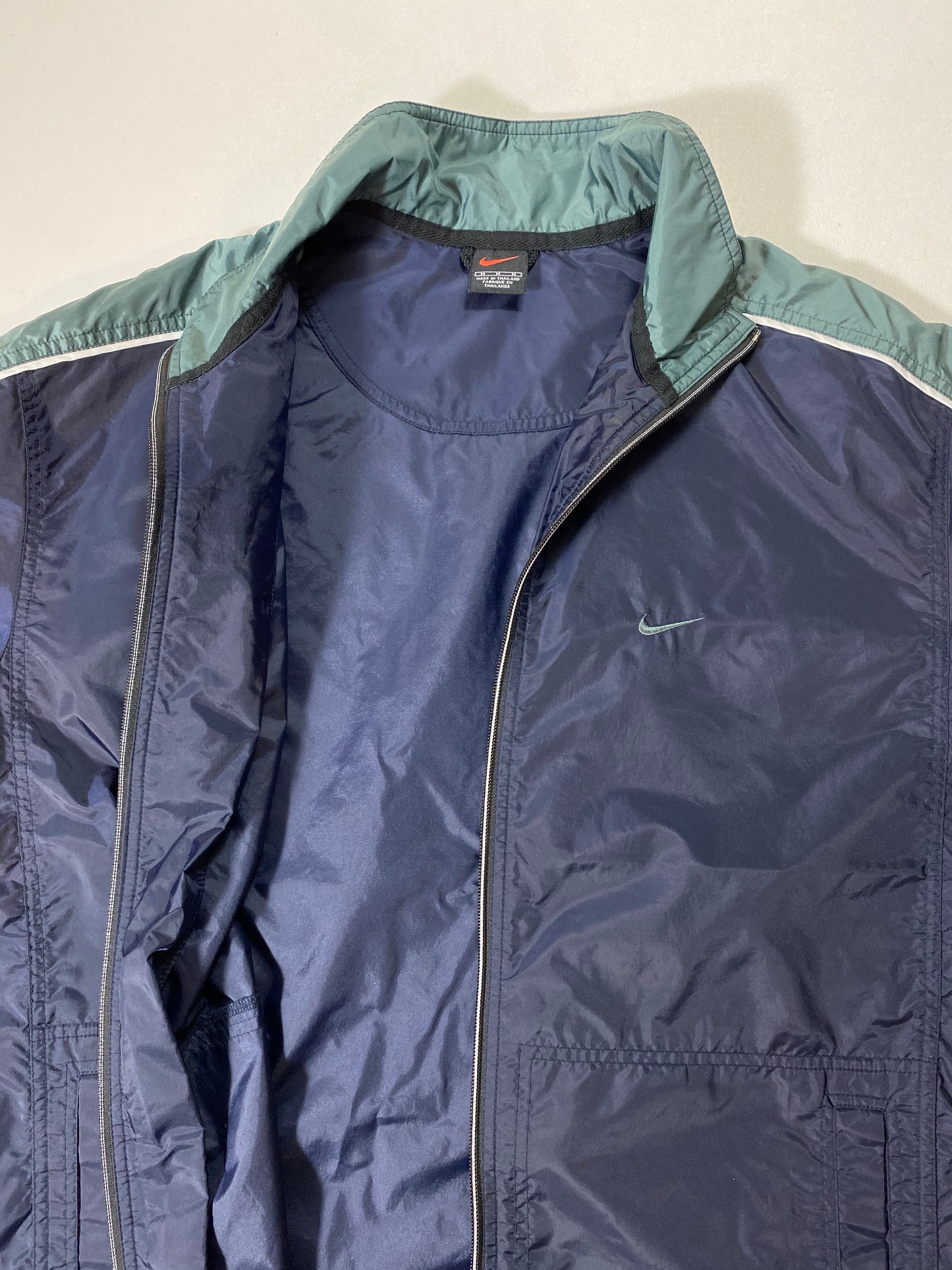 00' NIKE Size M Vintage Nylon Jacket / 7098