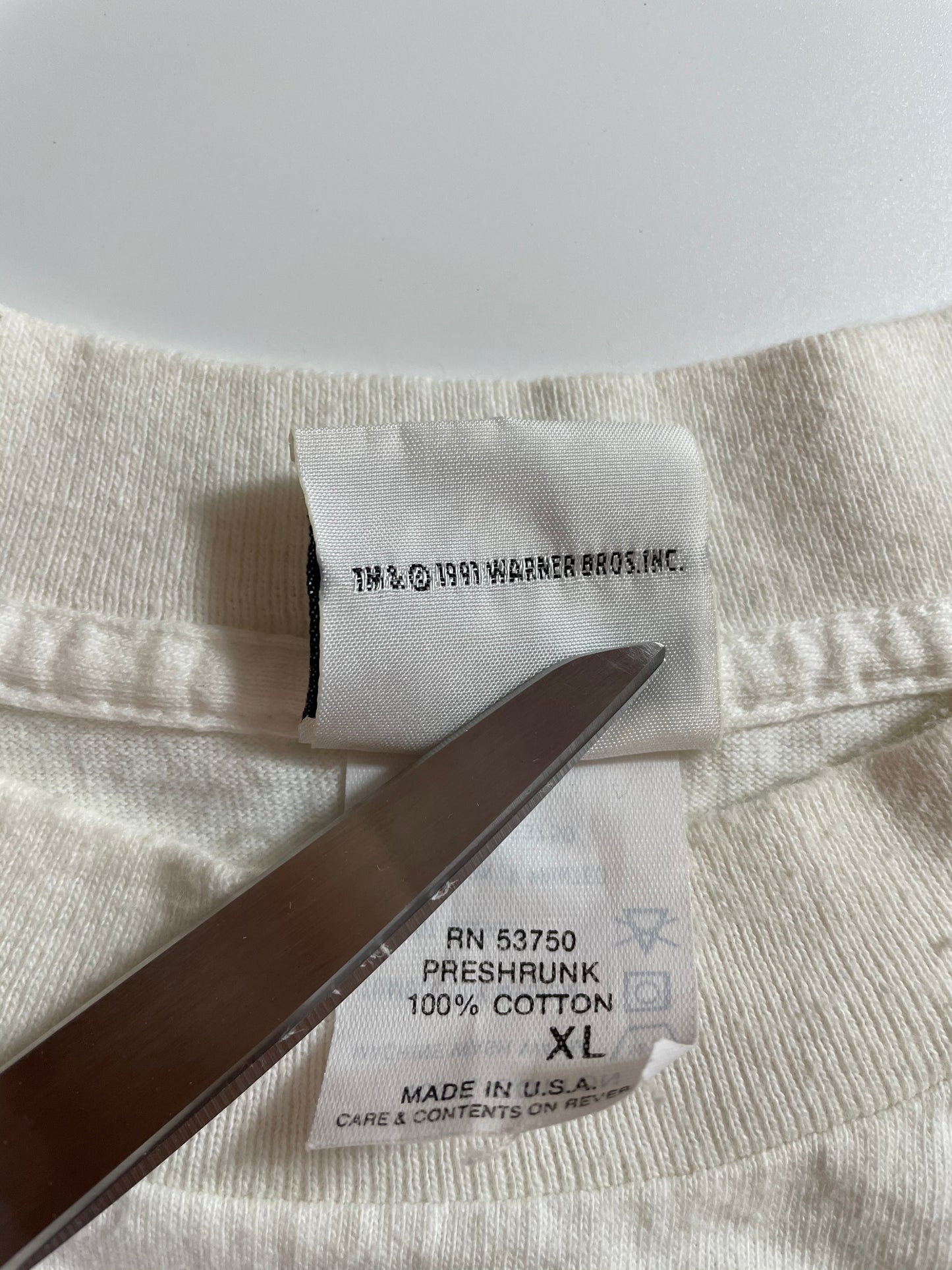 1991 LOONY TUNES TWEETY Made in USA Size XL Vintage T-Shirt / 9199