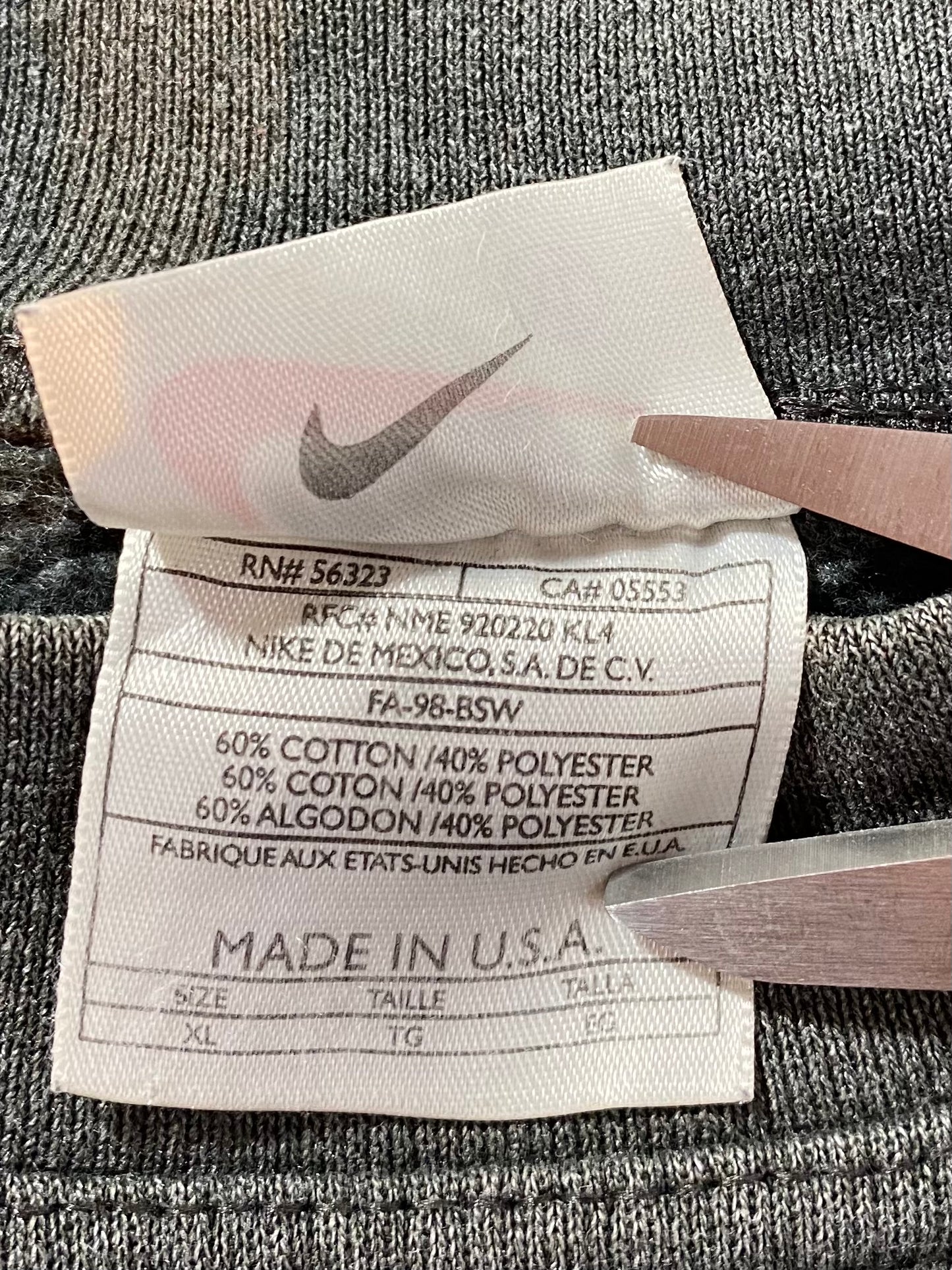 90’s NIKE Made in USA Size XL Vintage Sweat-shirt / 8084