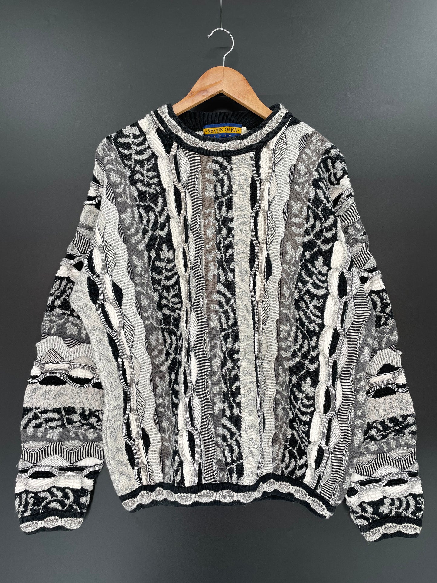 Vintage 3D COOGI- Style Size L Knit Sweater / K1007