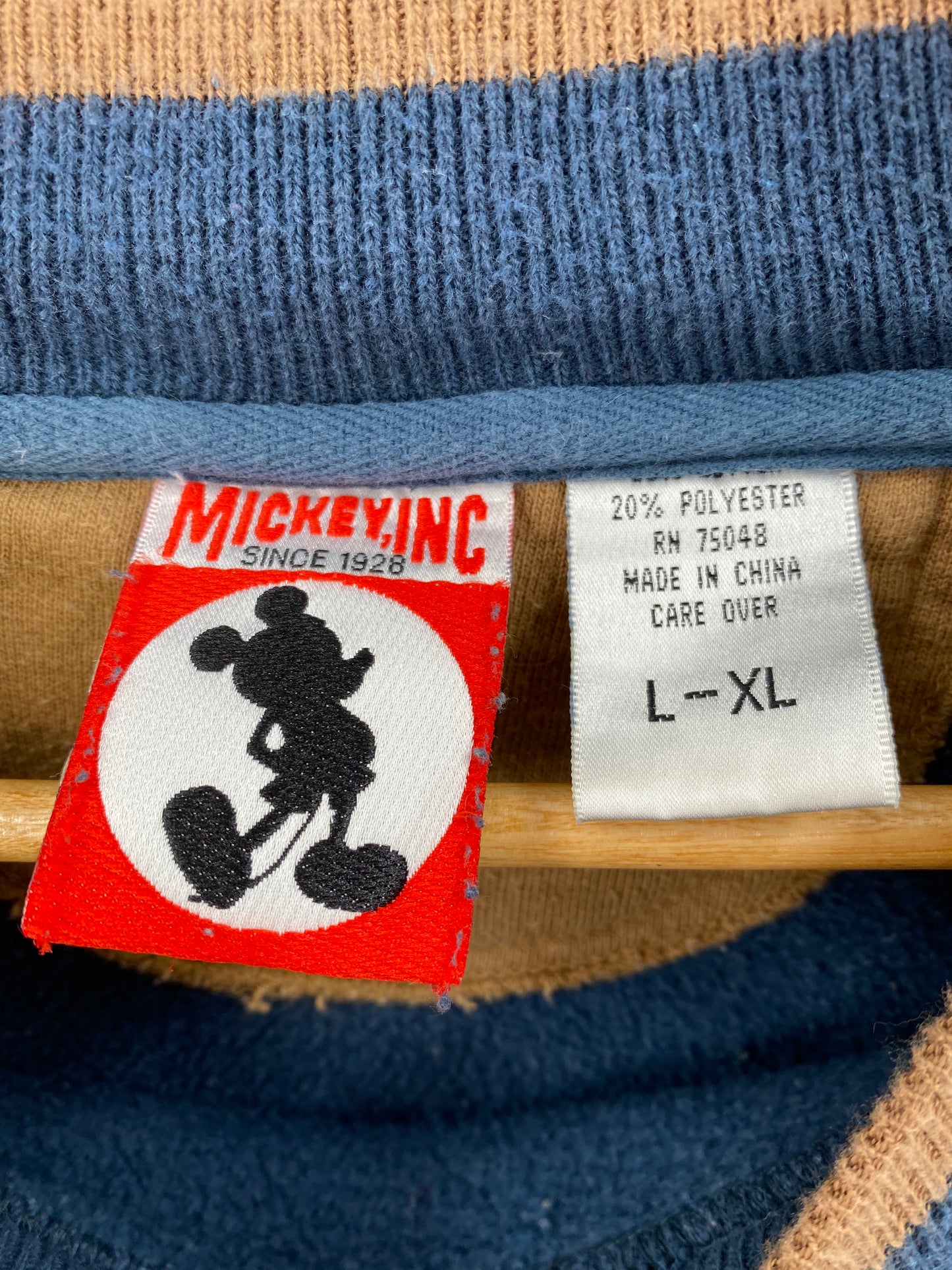 90’s DISNEY MICKEY Size L-XL Vintage T-shirt  / 7580