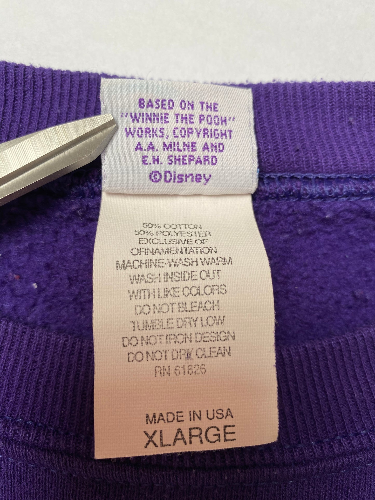 90’s DISNEY POOH Made in USA Size XL Vintage Sweat-shirt / 9210