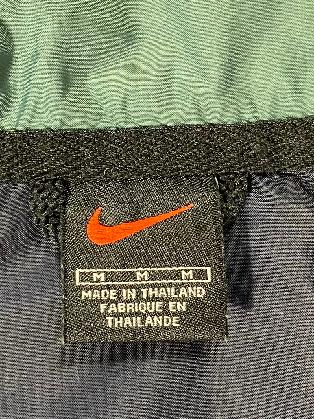 00' NIKE Size M Vintage Nylon Jacket / 7098