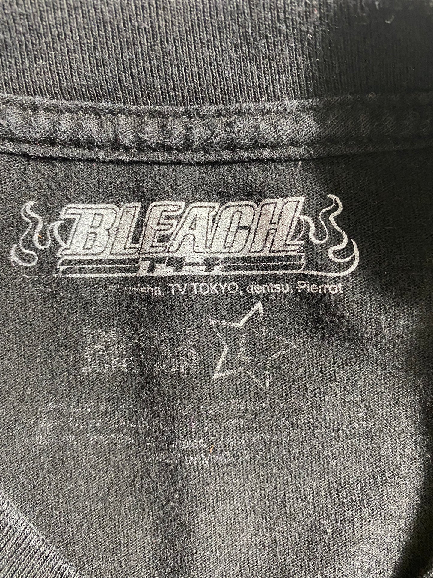 00’ BLEACH Size L Vintage T-Shirts / K3828
