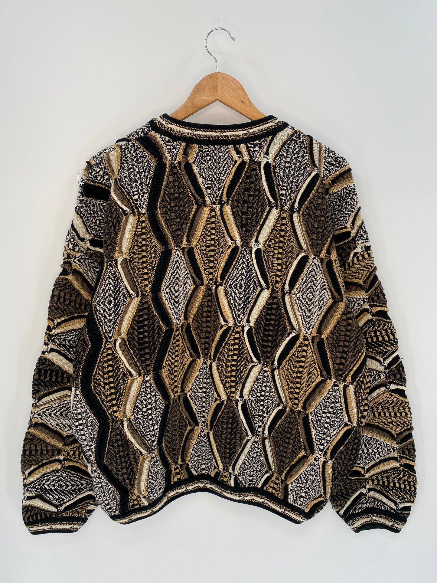 Vintage 3D Coogi-Style Size XL Knit Sweater / 8983