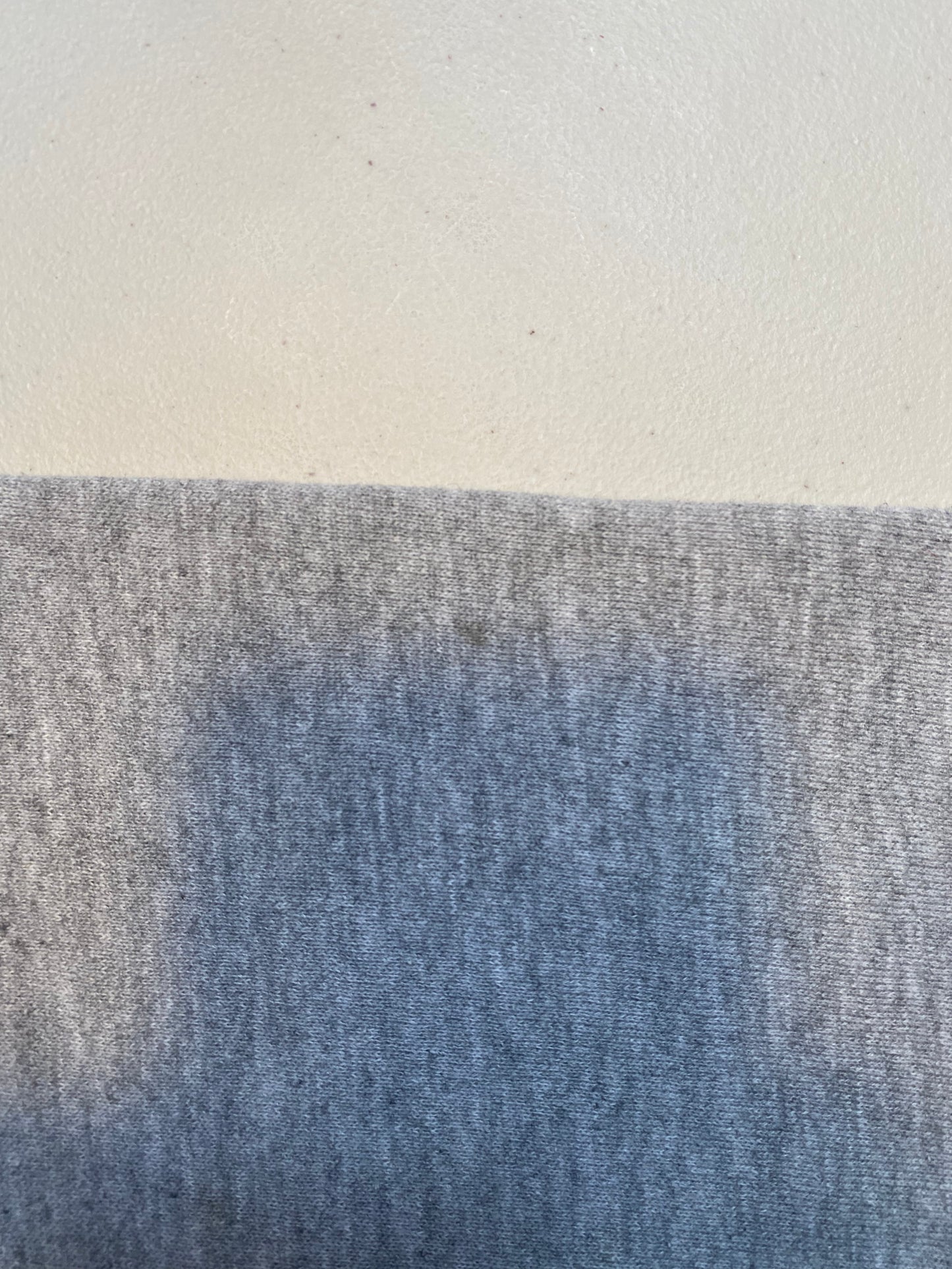 90’s DISNEY MICKEY MOUSE Made in USA Size S/M Vintage Sweat-Shirt / K2946