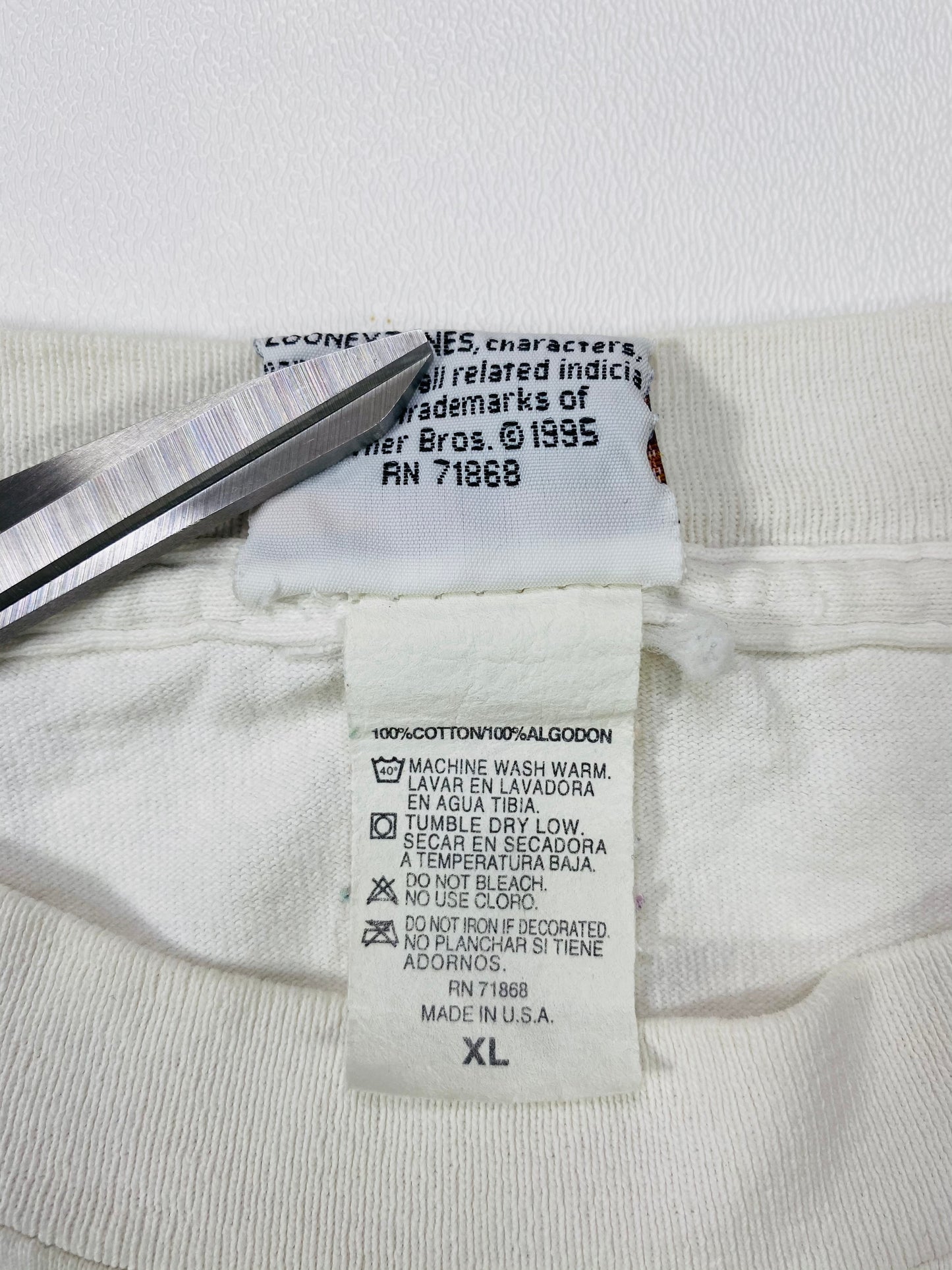 90’s TAZ WARNER BROS. LOONEY TUNES Made in USA Size XL Vintage T-shirts / 6274