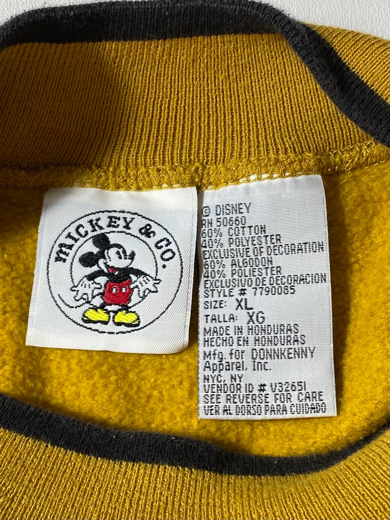 90’s DISNEY MICKEY Size XL Vintage Sweat-shirt / 9146