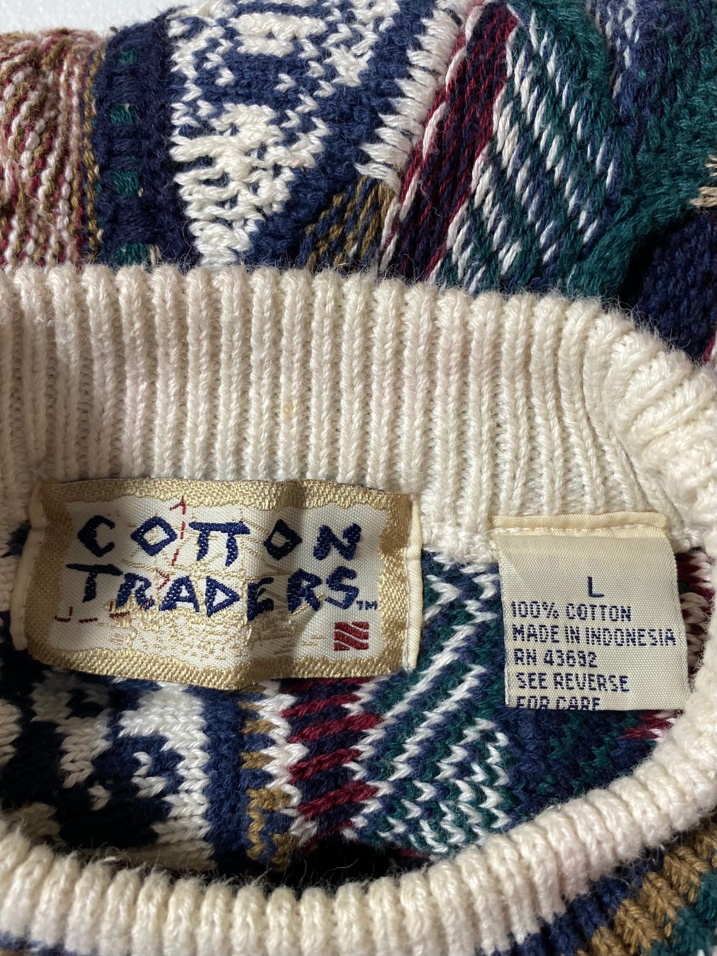 Vintage 3D Coogi-Style Size L Knit Sweater / 8705