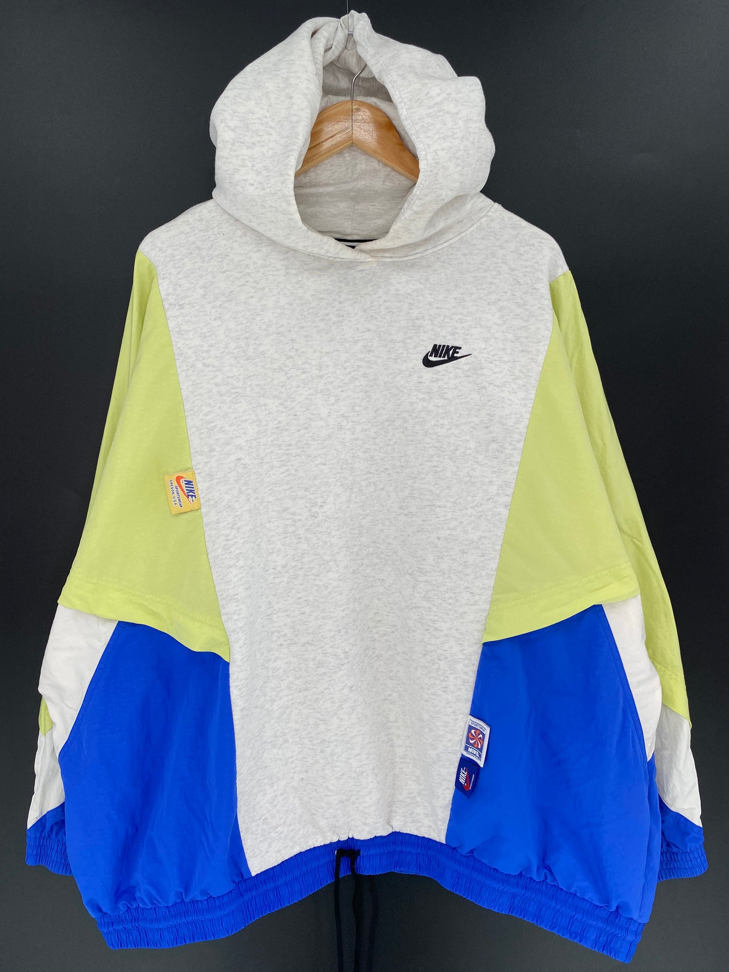 00’ Nike Size XXL  Vintage Hoodie Sweat - Shirts / 9744