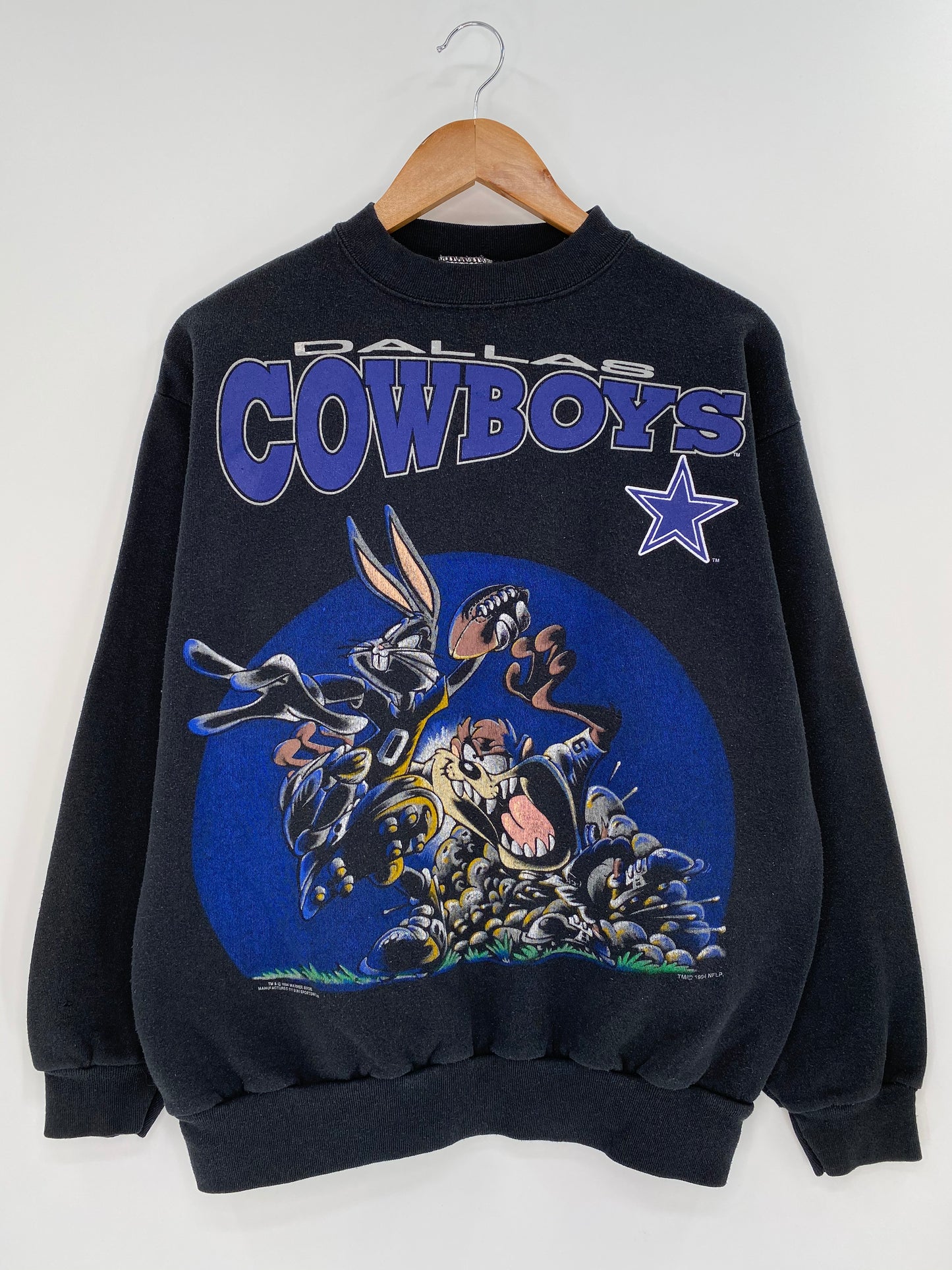 1994 LOONEY TUNES x DALLAS COWBOYS Made in USA Size L Vintage NFL Sweat-shirt / 8806