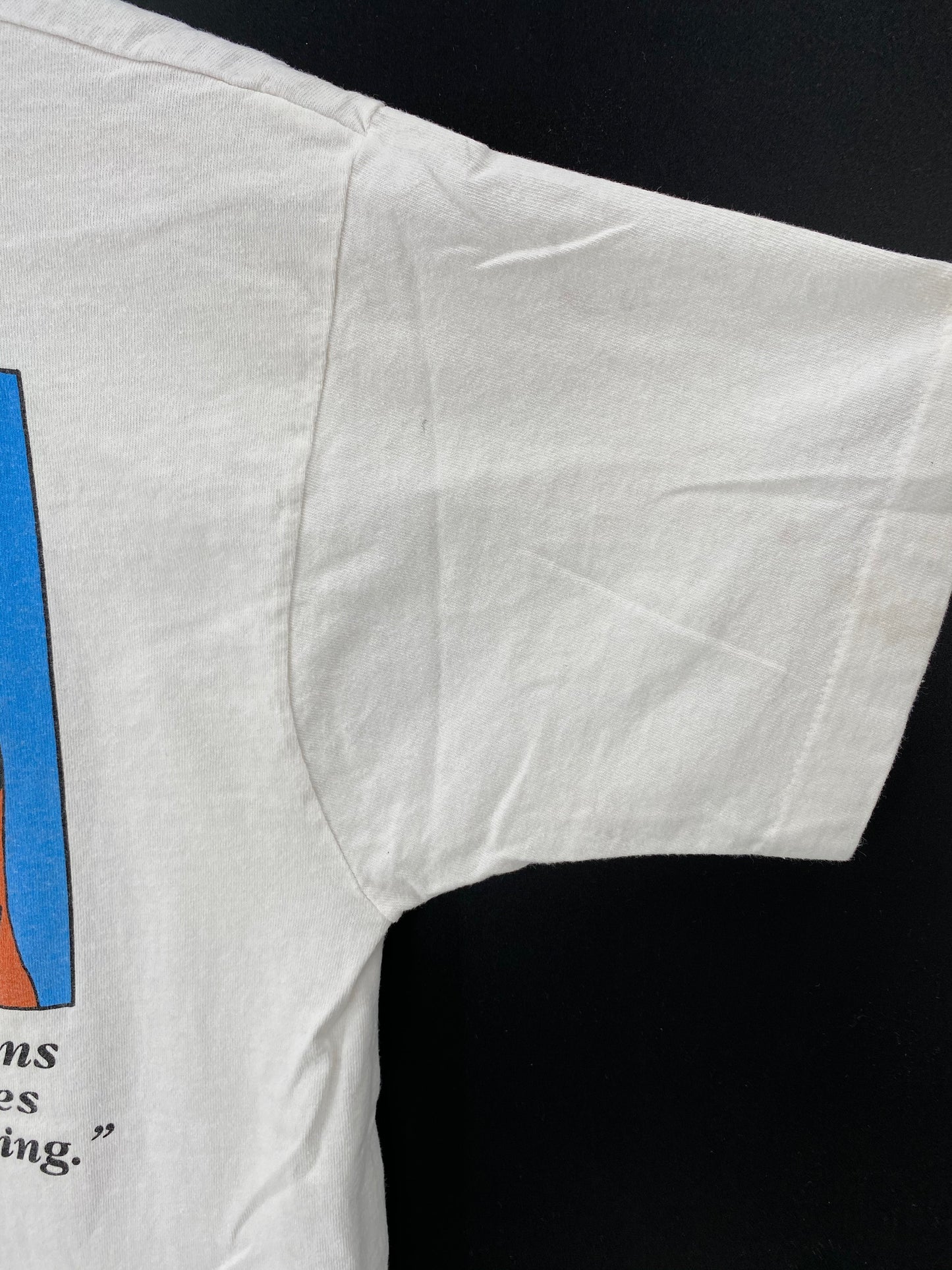 1991 DISNEY x THE UNIVERSITY OF TEXAS SCHOOL OF LAW Made in USA Size L Vintage College T-shirt / E374