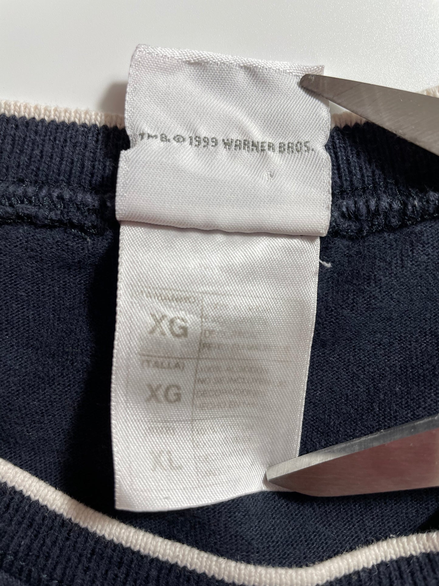 1999 LOONEY TUNES Size XL Vintage T-Shirts / A2608