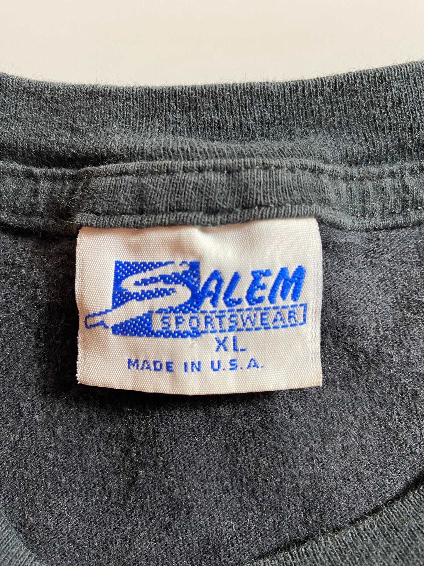 90’s PISTONS DETROIT ISIAH Made in USA Size XL Vintage NBA T-Shirts / 8182